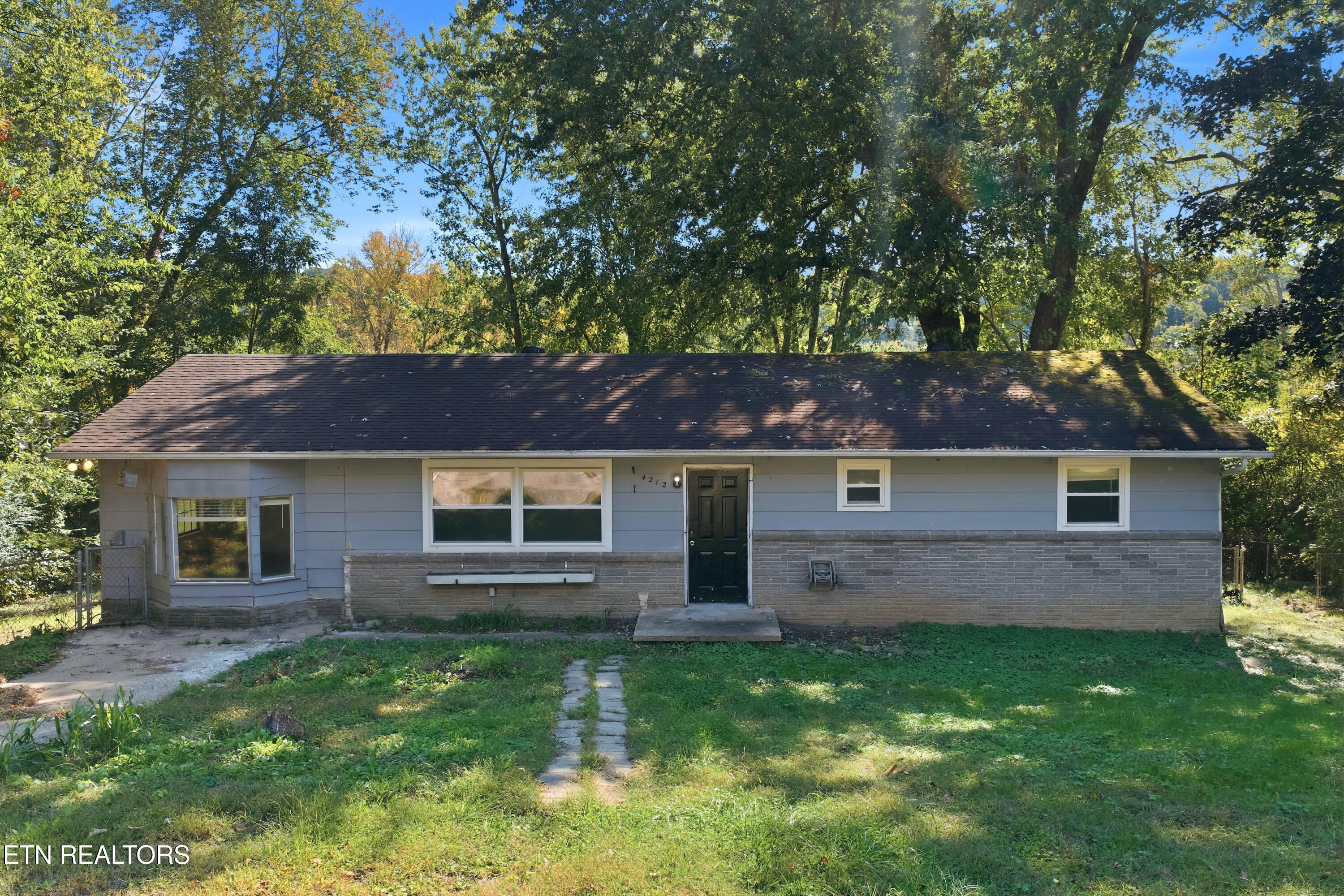 4212 O'hara Drive Knoxville TN 37918