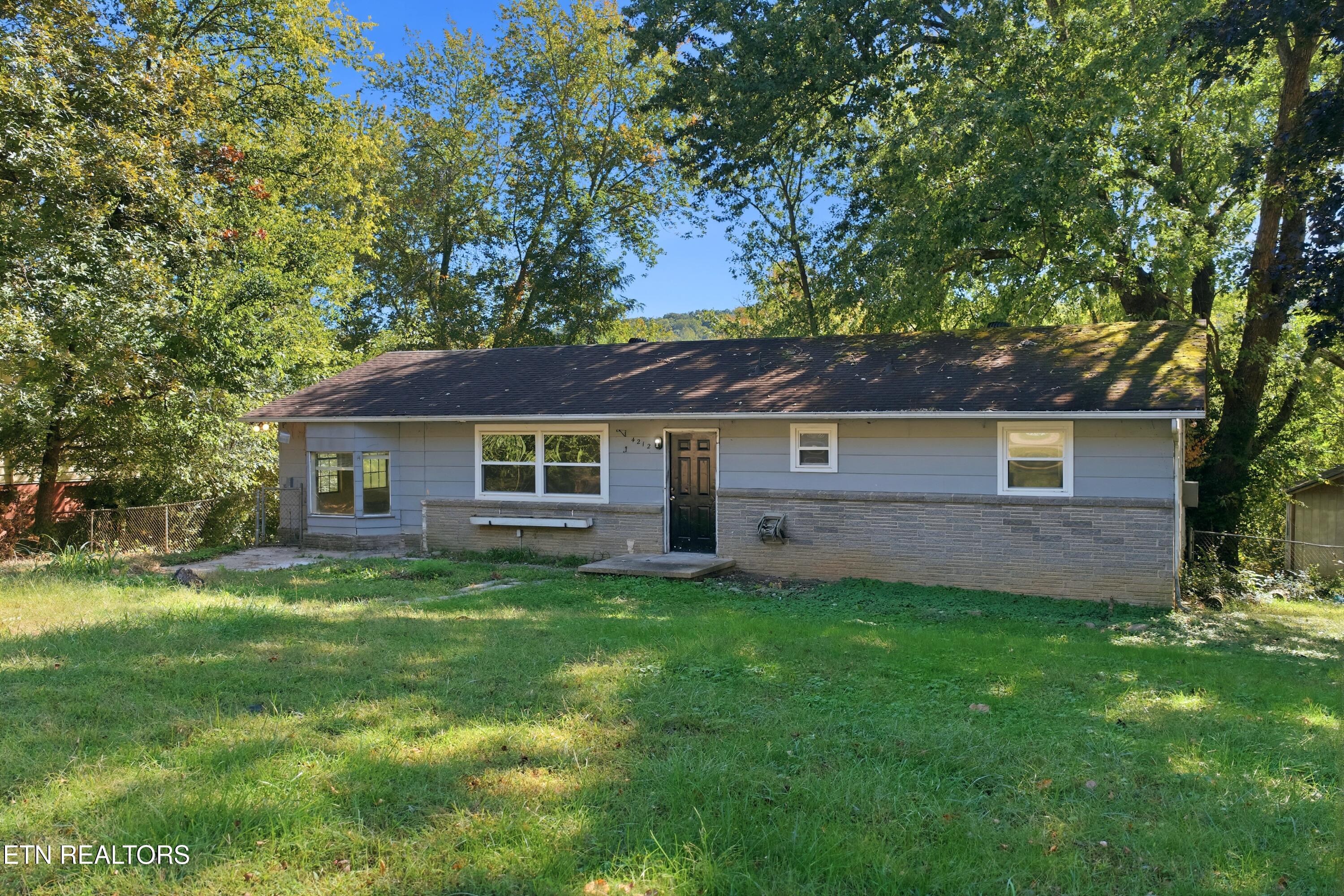 4212 O'hara Drive Knoxville TN 37918