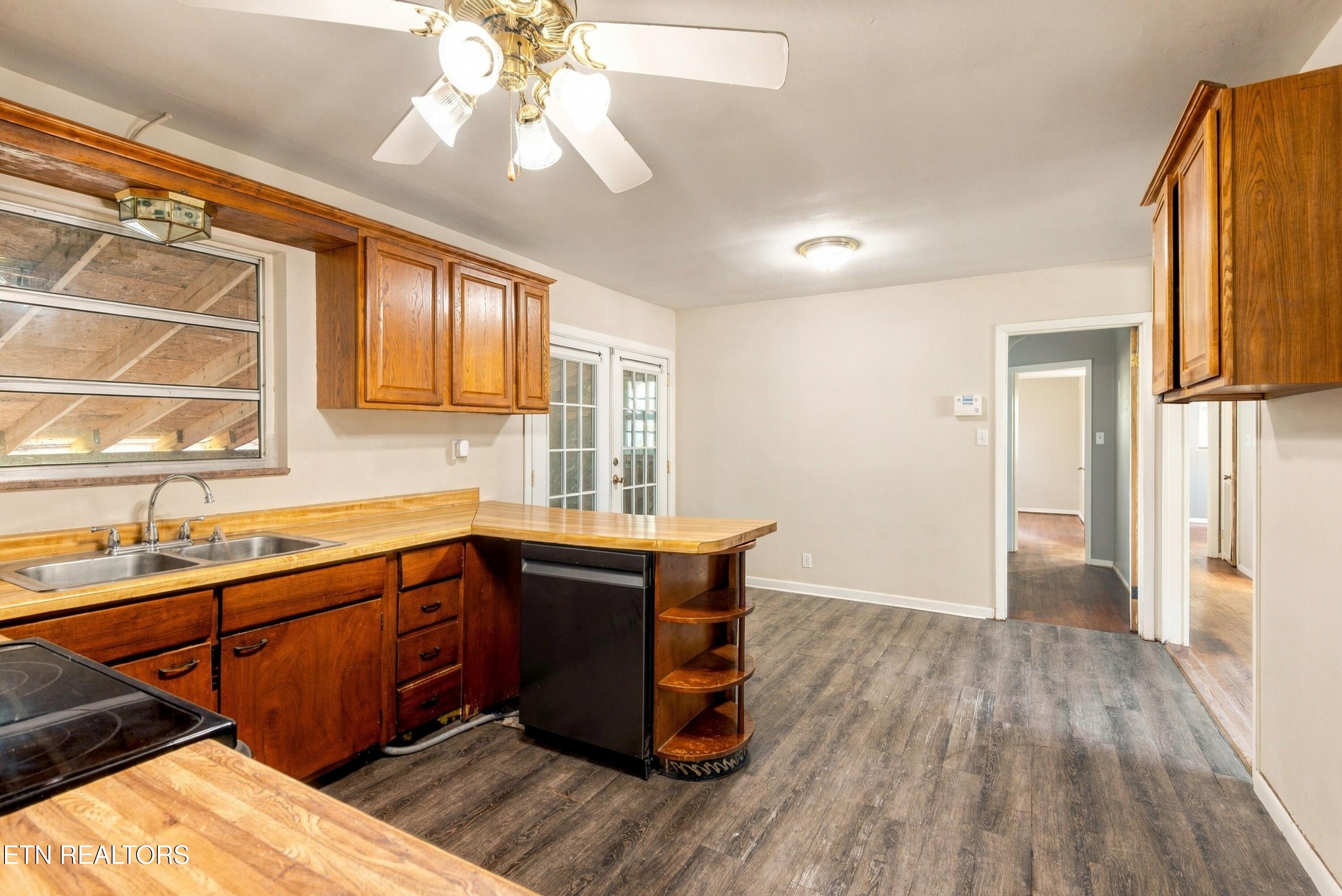 4212 O'hara Drive Knoxville TN 37918