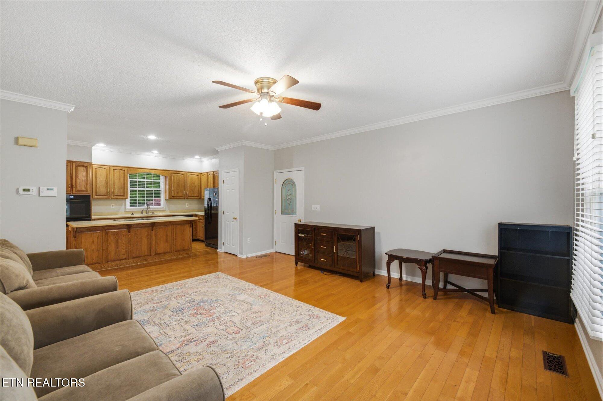 3006 Hawthorne Street Athens TN 37303
