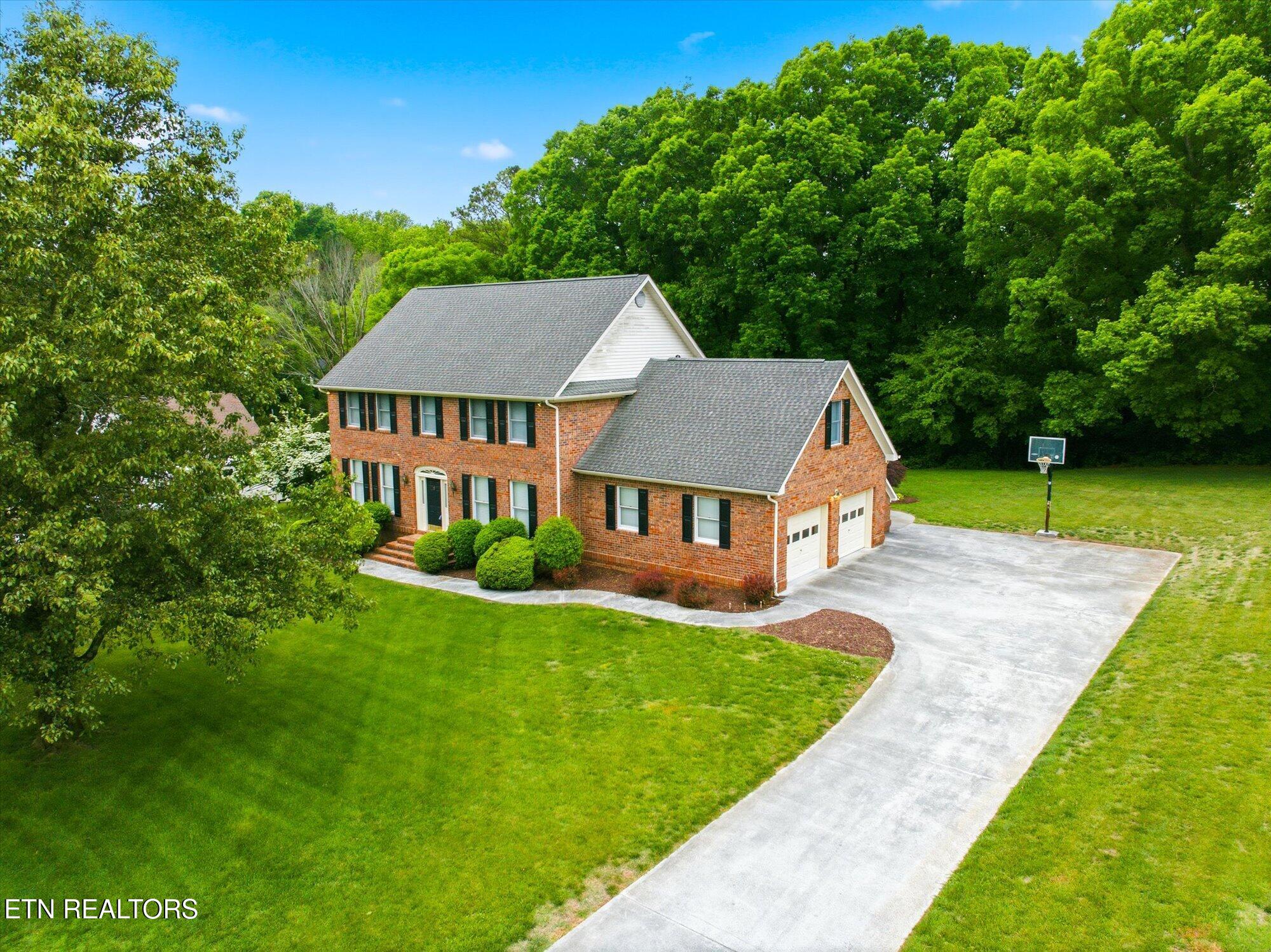3006 Hawthorne Street Athens TN 37303
