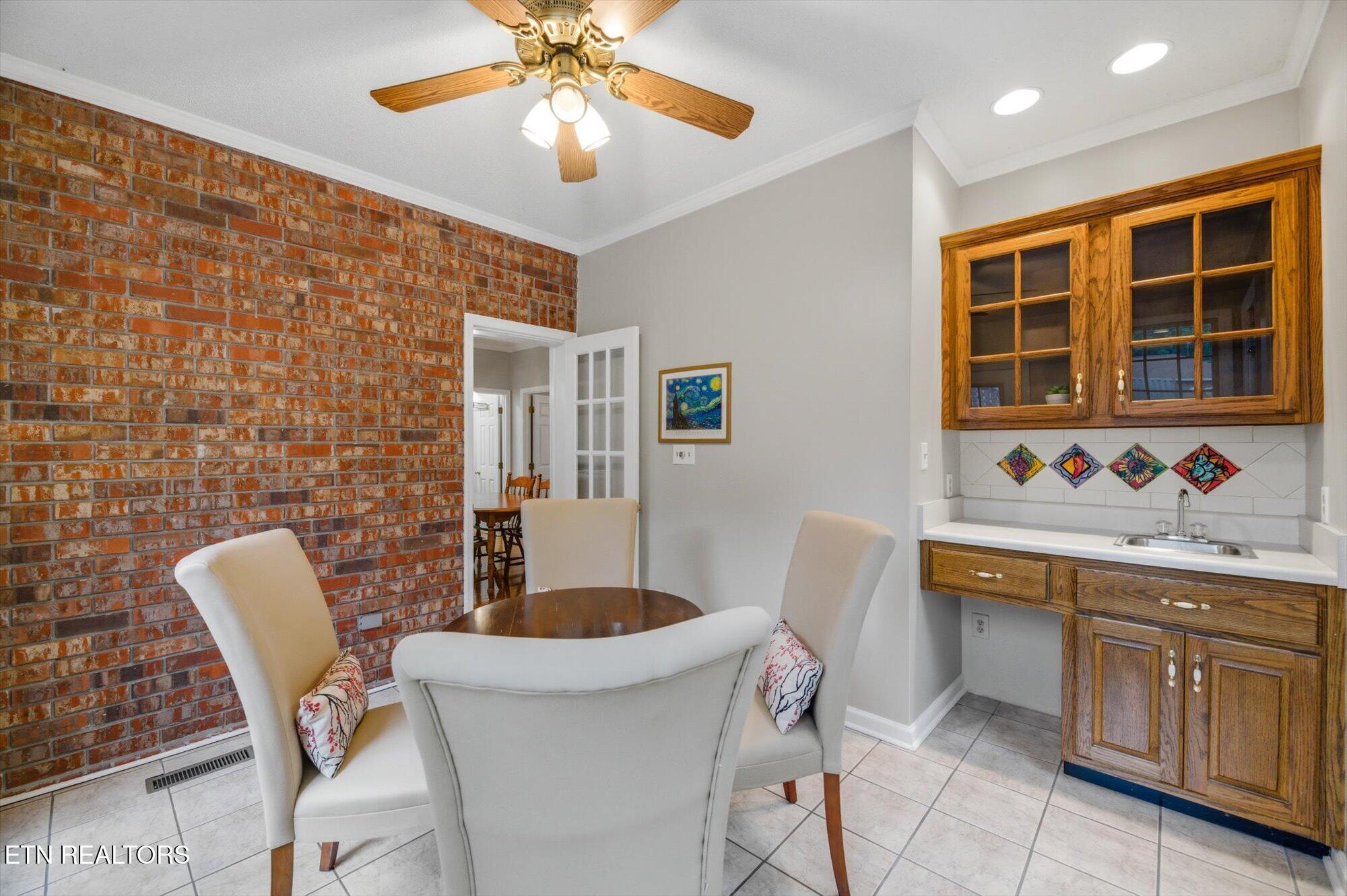 3006 Hawthorne Street Athens TN 37303