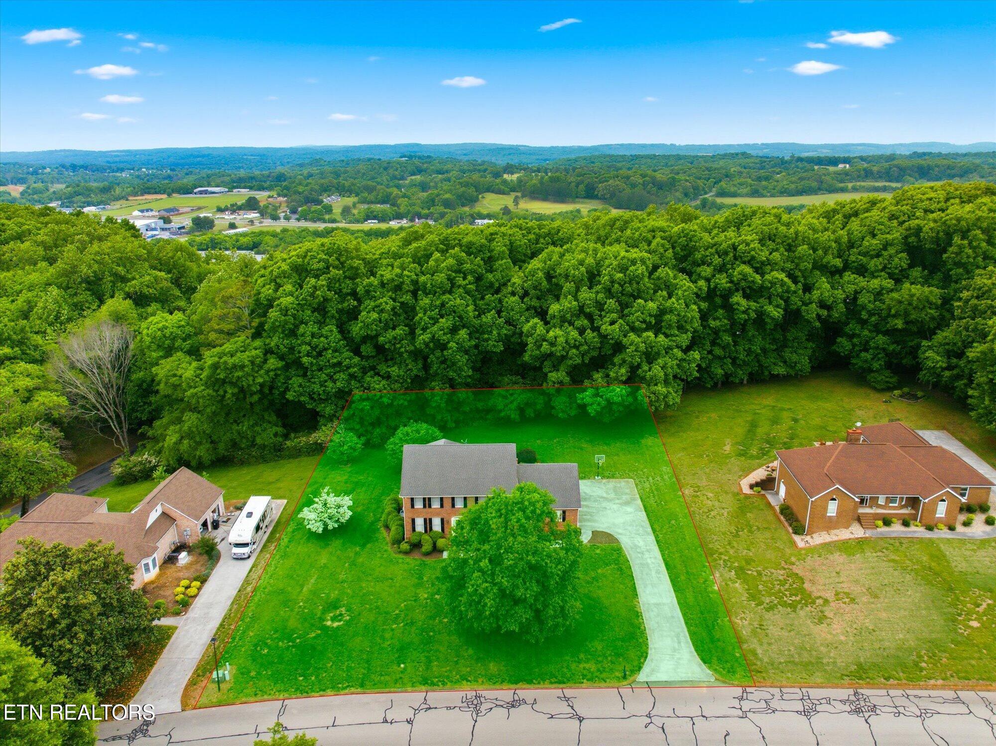 3006 Hawthorne Street Athens TN 37303