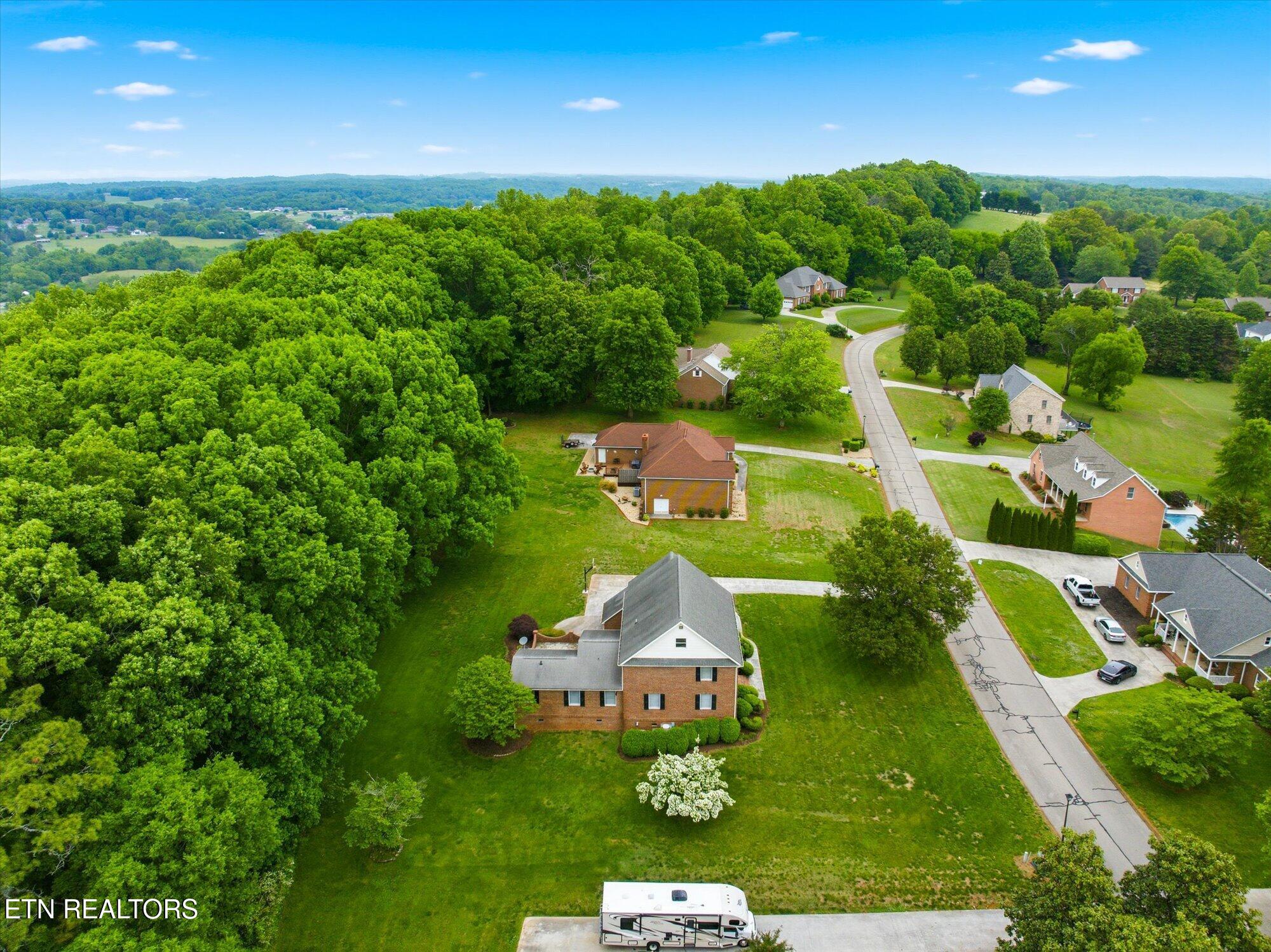 3006 Hawthorne Street Athens TN 37303