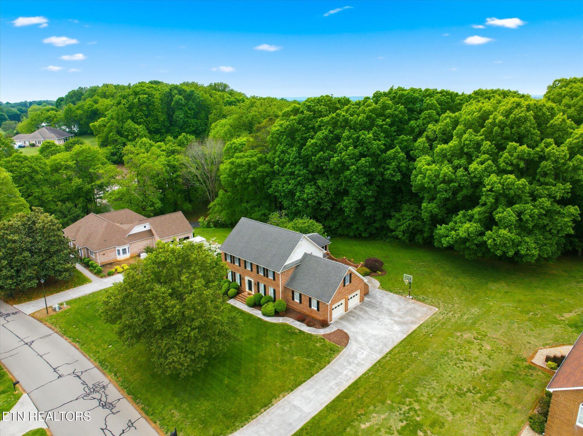 3006 Hawthorne Street Athens TN 37303