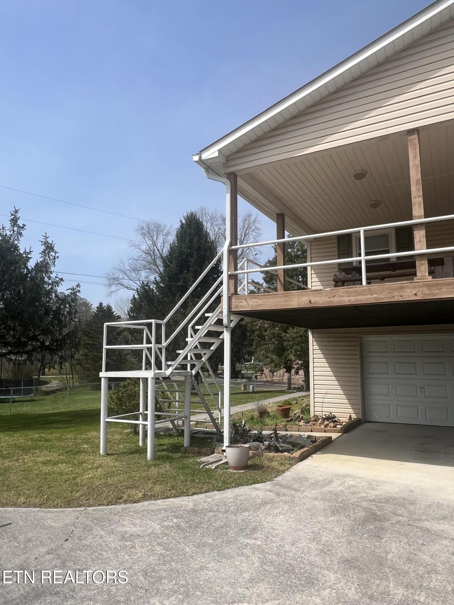 205 Ellison Road Lafollette TN 37766