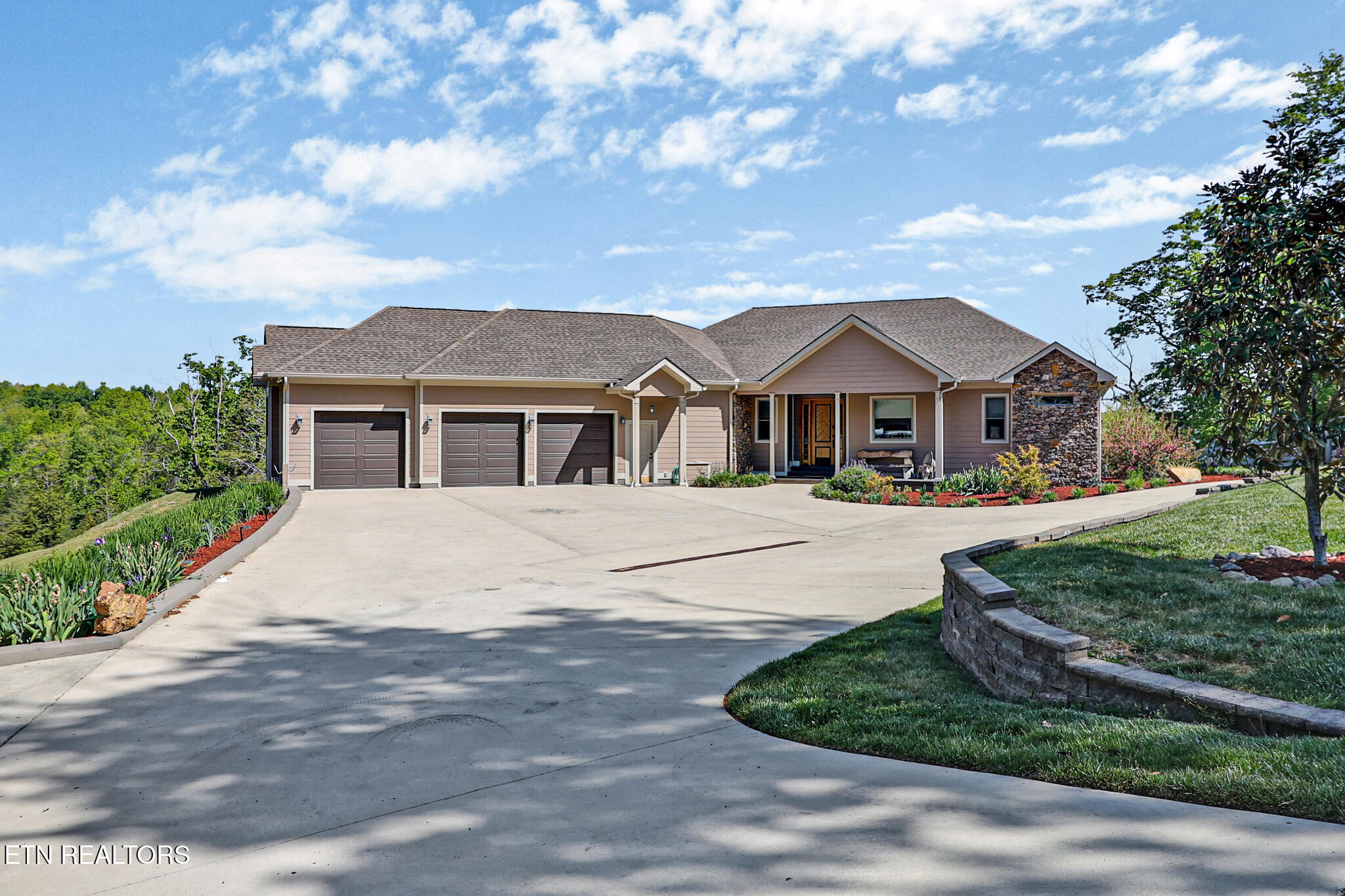 179 Eagle Bluff Jamestown TN 38556