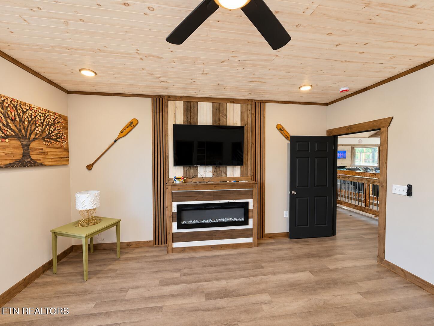 1134 Sanctuary Shores Way Sevierville TN 37876