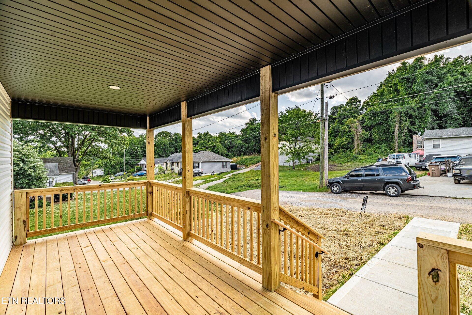 1130 Adcock Avenue Knoxville TN 37921
