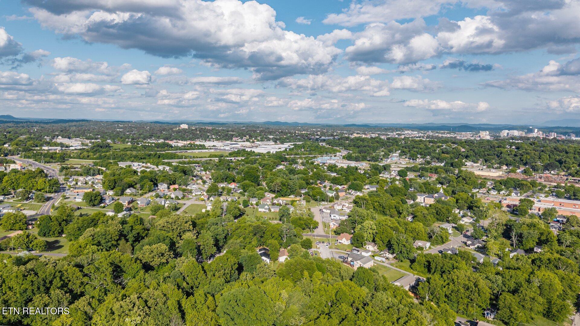 1130 Adcock Avenue Knoxville TN 37921