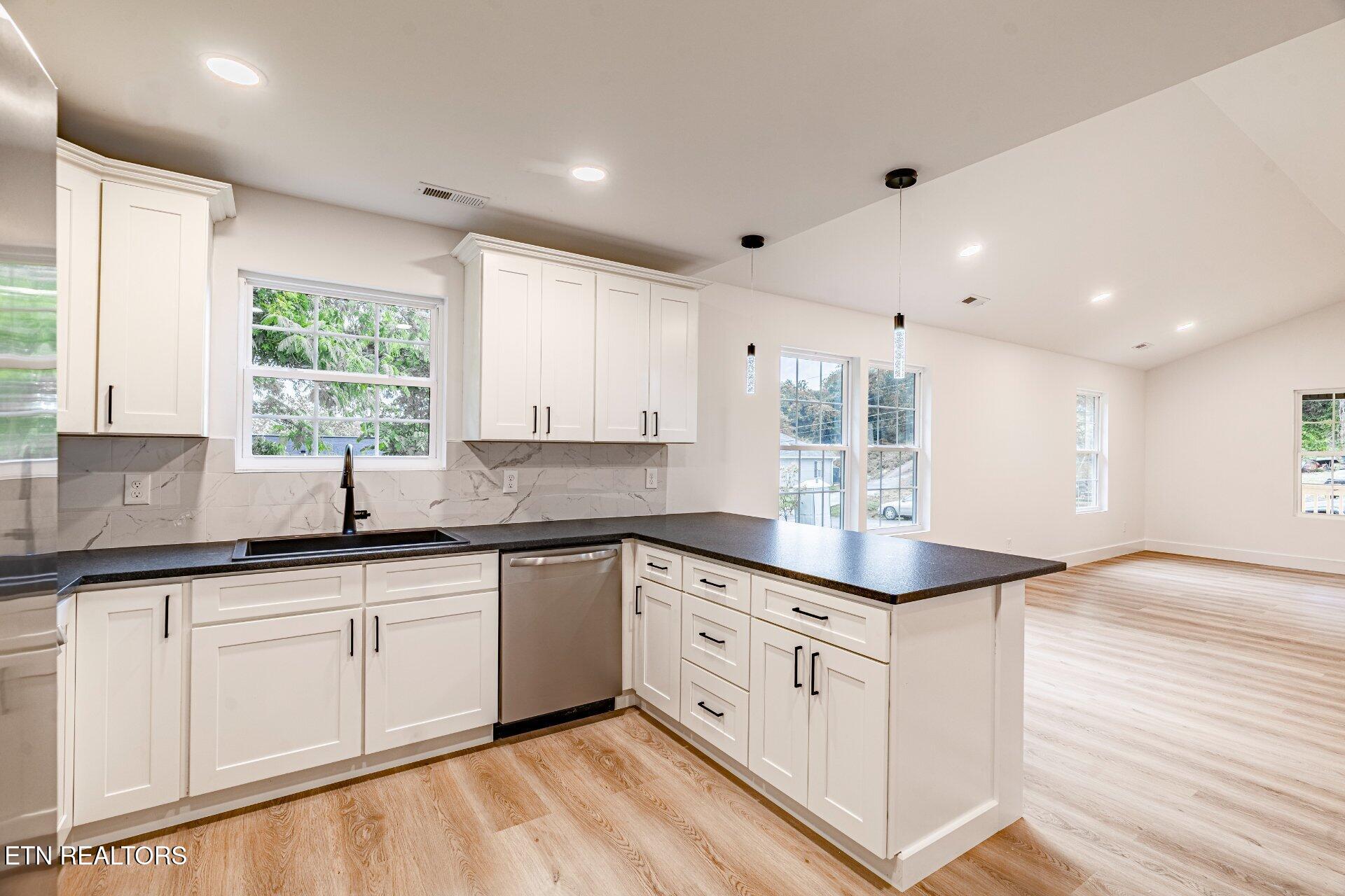 1130 Adcock Avenue Knoxville TN 37921