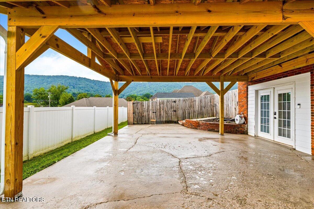 334 Indian Mound Circle Jacksboro TN 37757