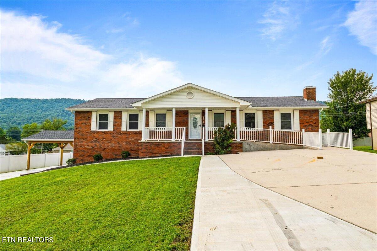 334 Indian Mound Circle Jacksboro TN 37757