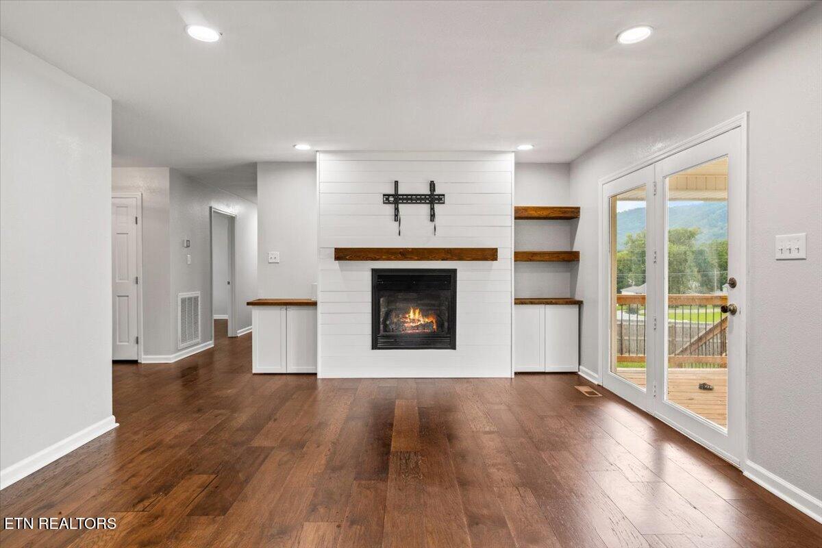 334 Indian Mound Circle Jacksboro TN 37757