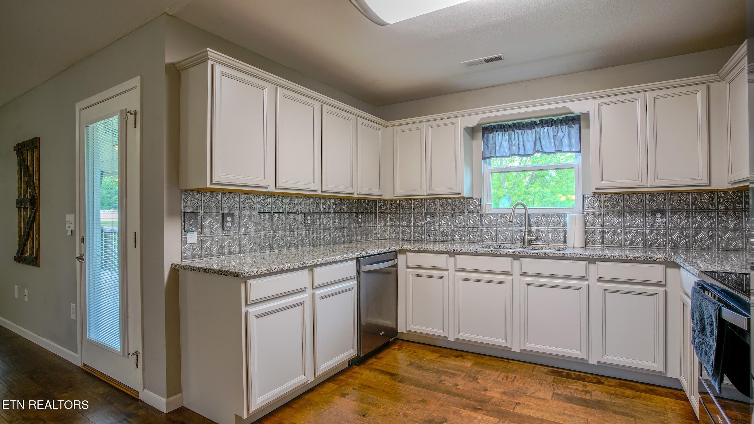 645 Bryce View Lane Sevierville TN 37876