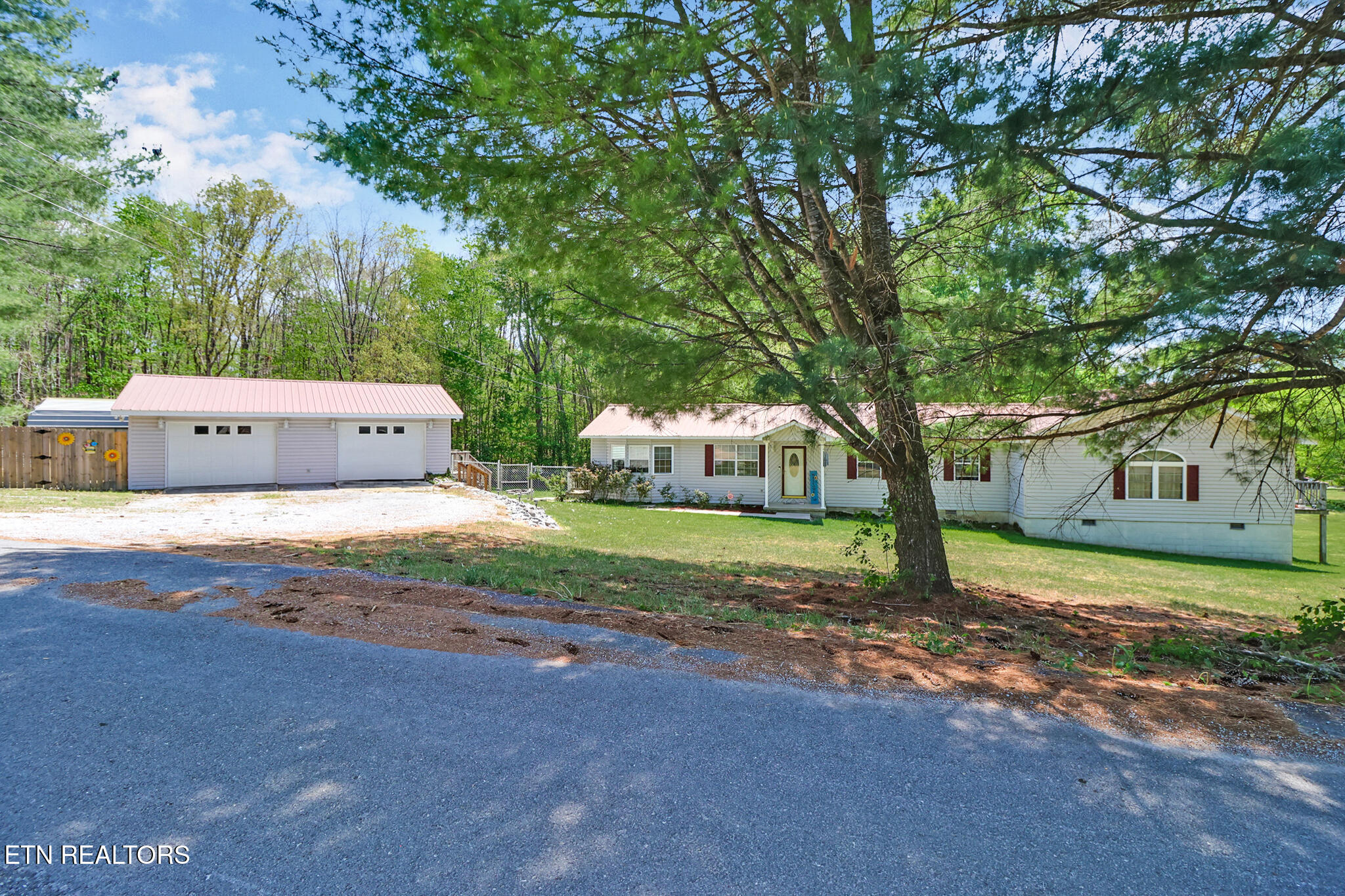 2013 Meadowview Drive Jamestown TN 38556