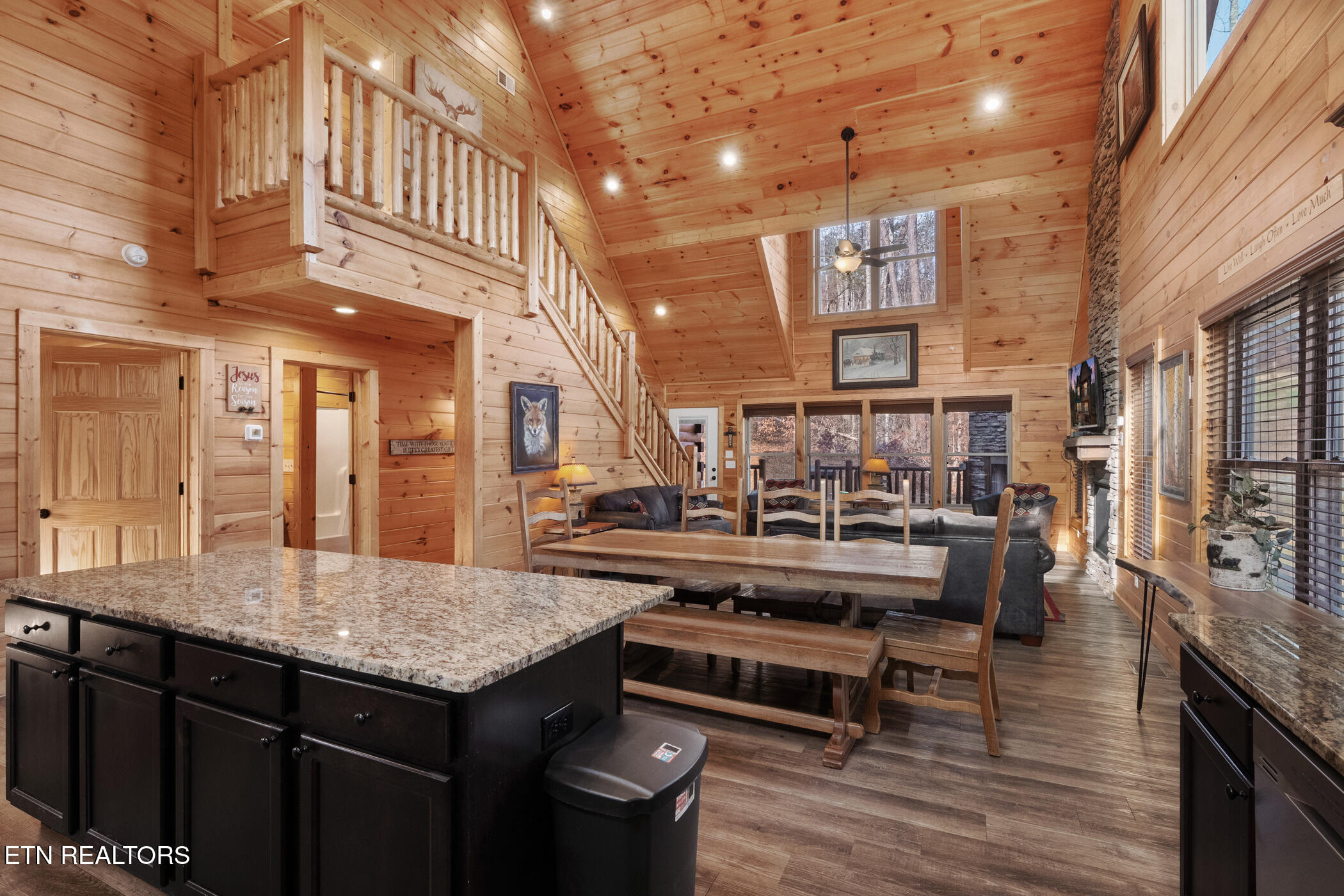2804 Murray Ridge Road Sevierville TN 37876