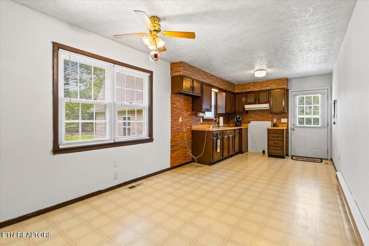 227 Higdon Lane Lafollette TN 37766