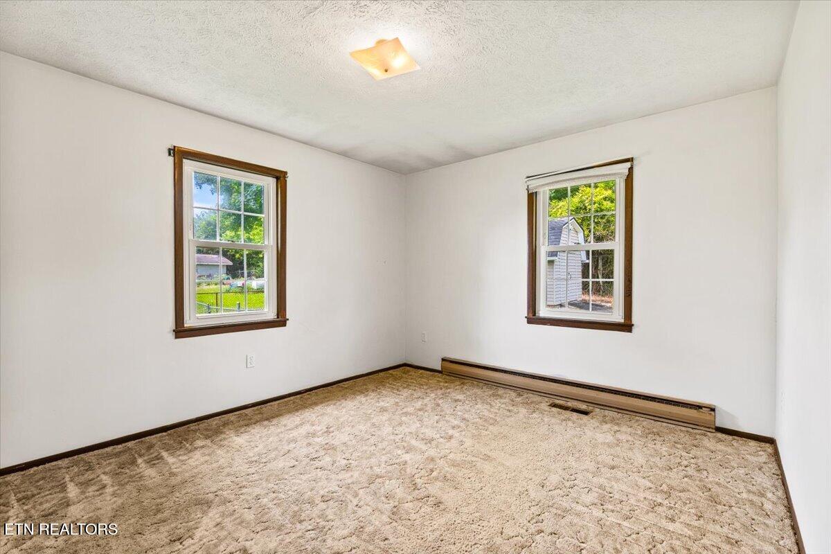 227 Higdon Lane Lafollette TN 37766