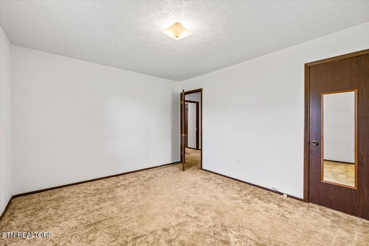 227 Higdon Lane Lafollette TN 37766