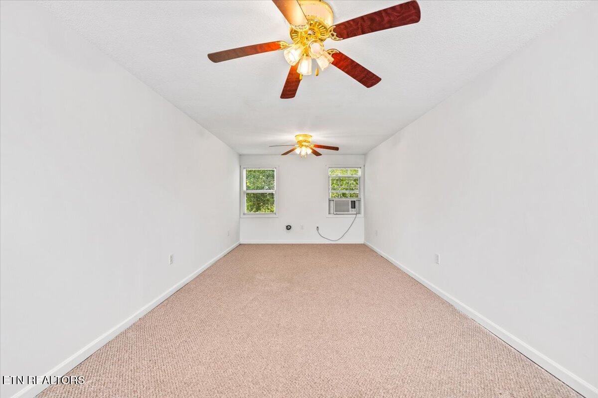 227 Higdon Lane Lafollette TN 37766