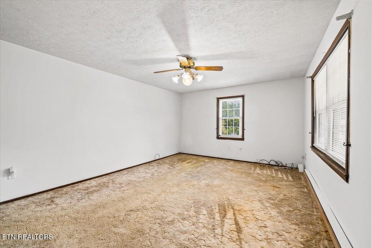 227 Higdon Lane Lafollette TN 37766