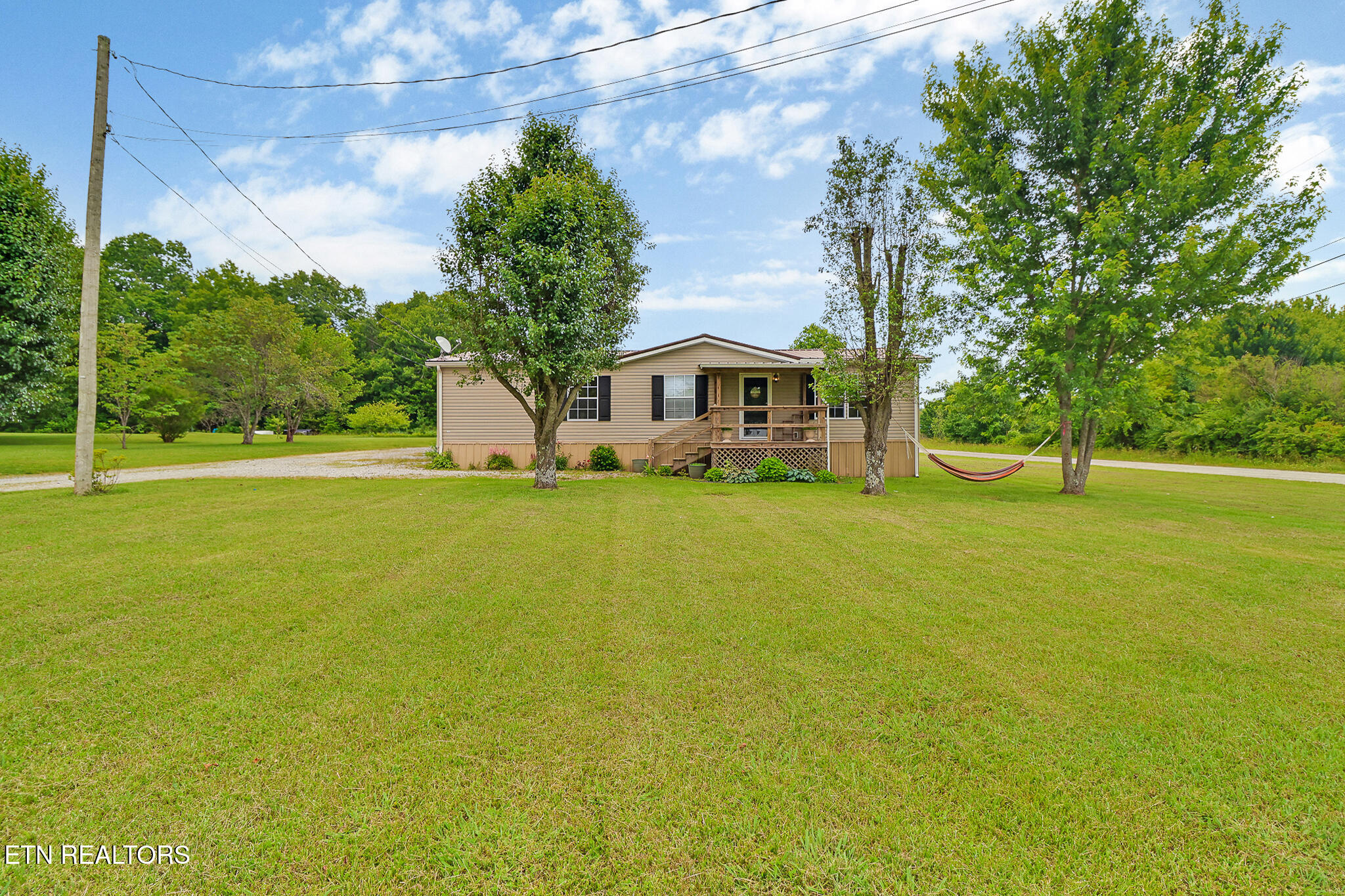 1932 Pomona Road Crossville TN 38571