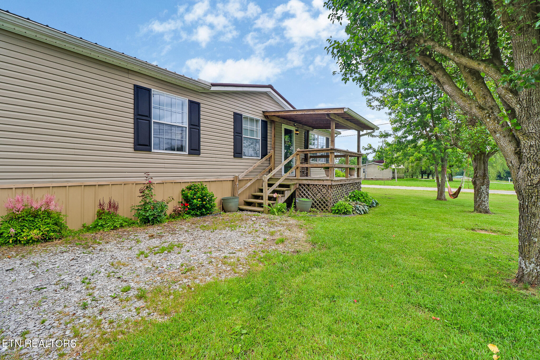 1932 Pomona Road Crossville TN 38571