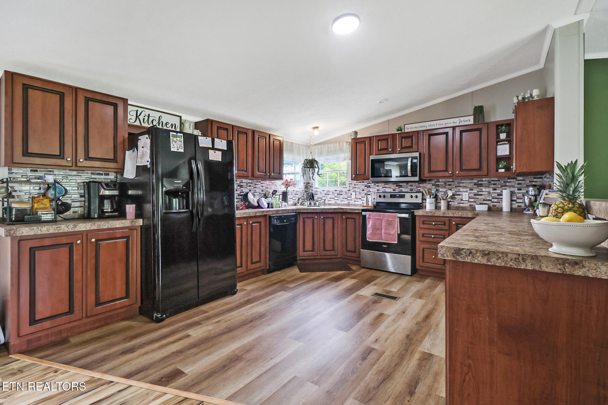 1932 Pomona Road Crossville TN 38571