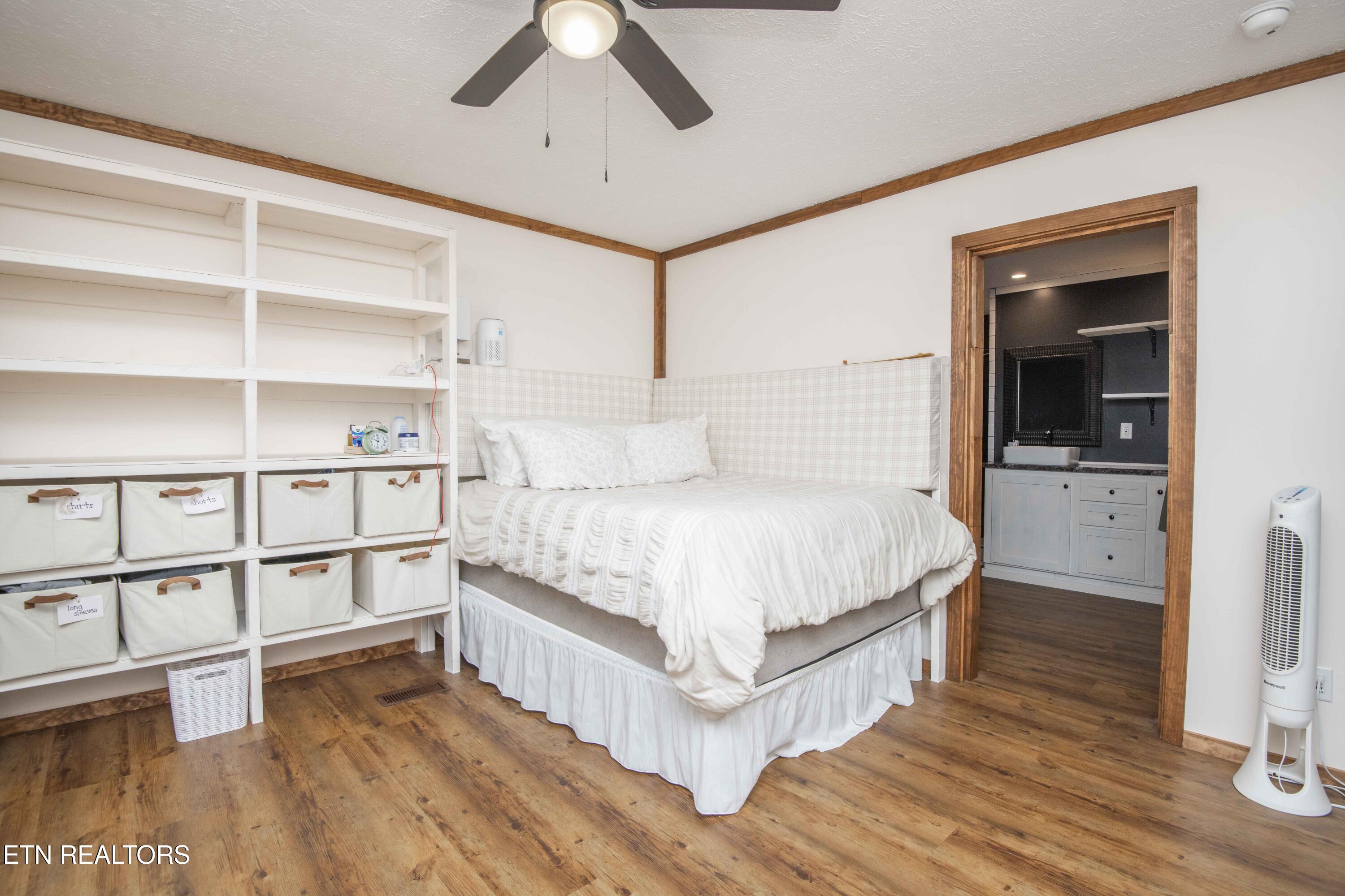 2744 Maplecrest Lane Sevierville TN 37876