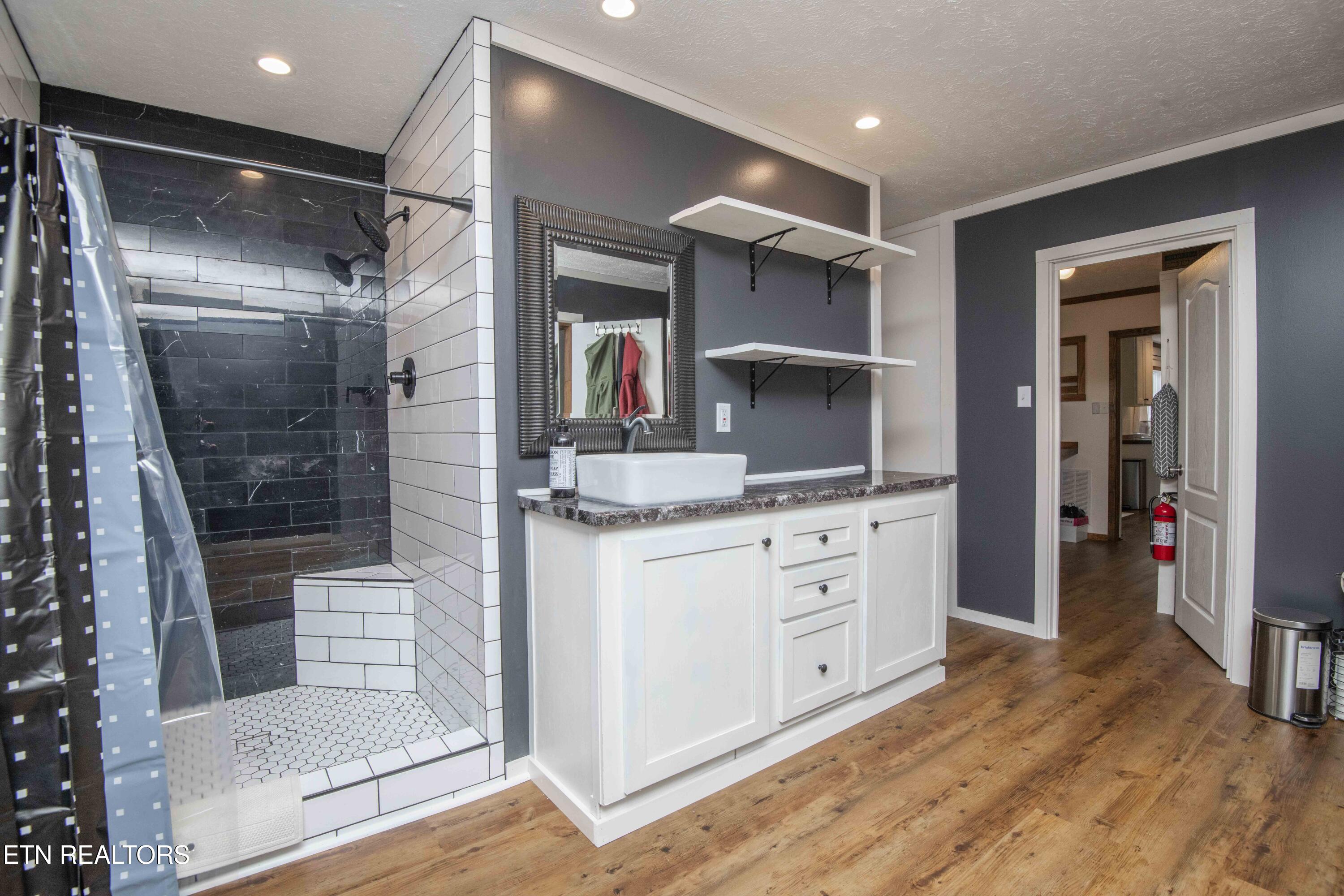 2744 Maplecrest Lane Sevierville TN 37876