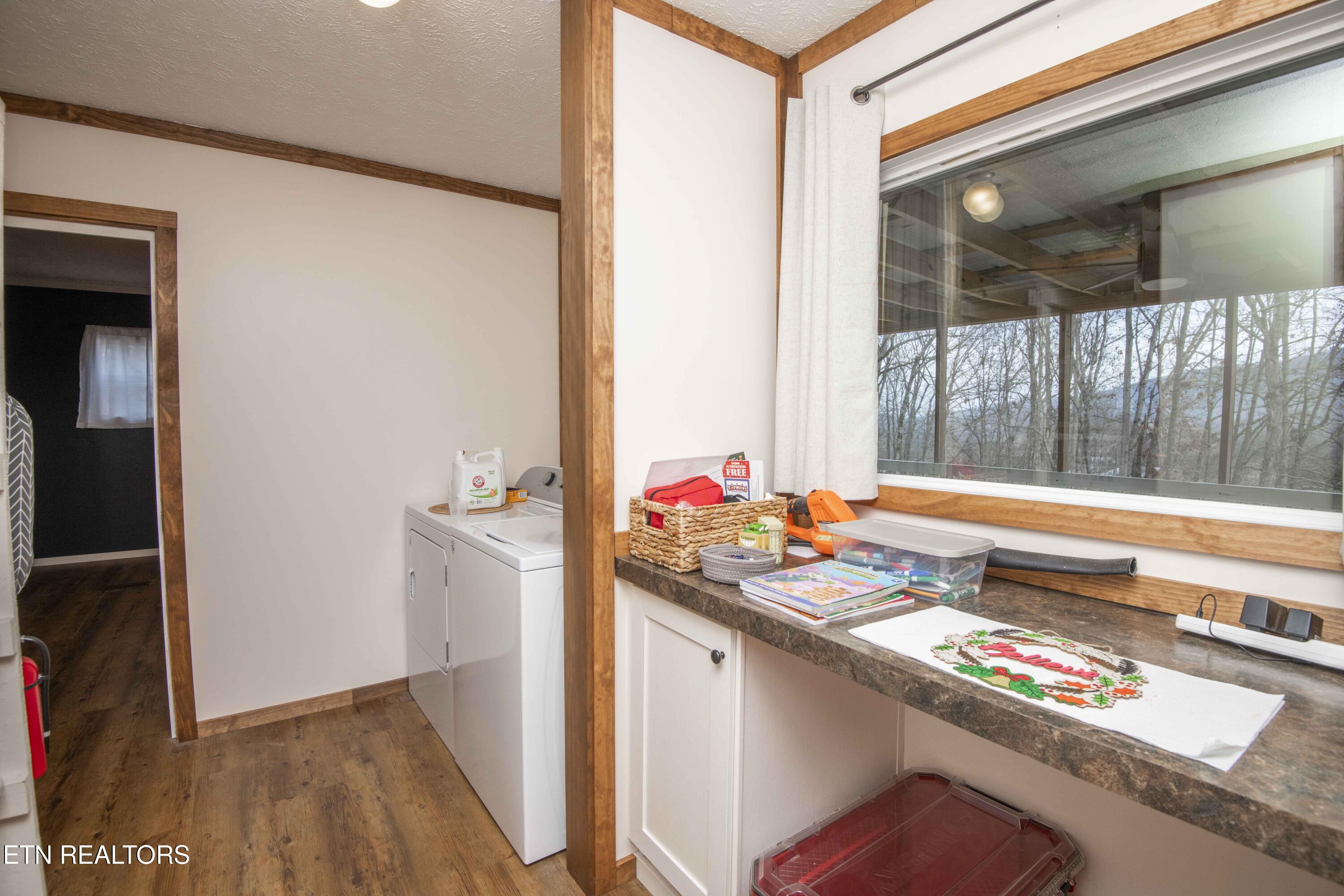 2744 Maplecrest Lane Sevierville TN 37876