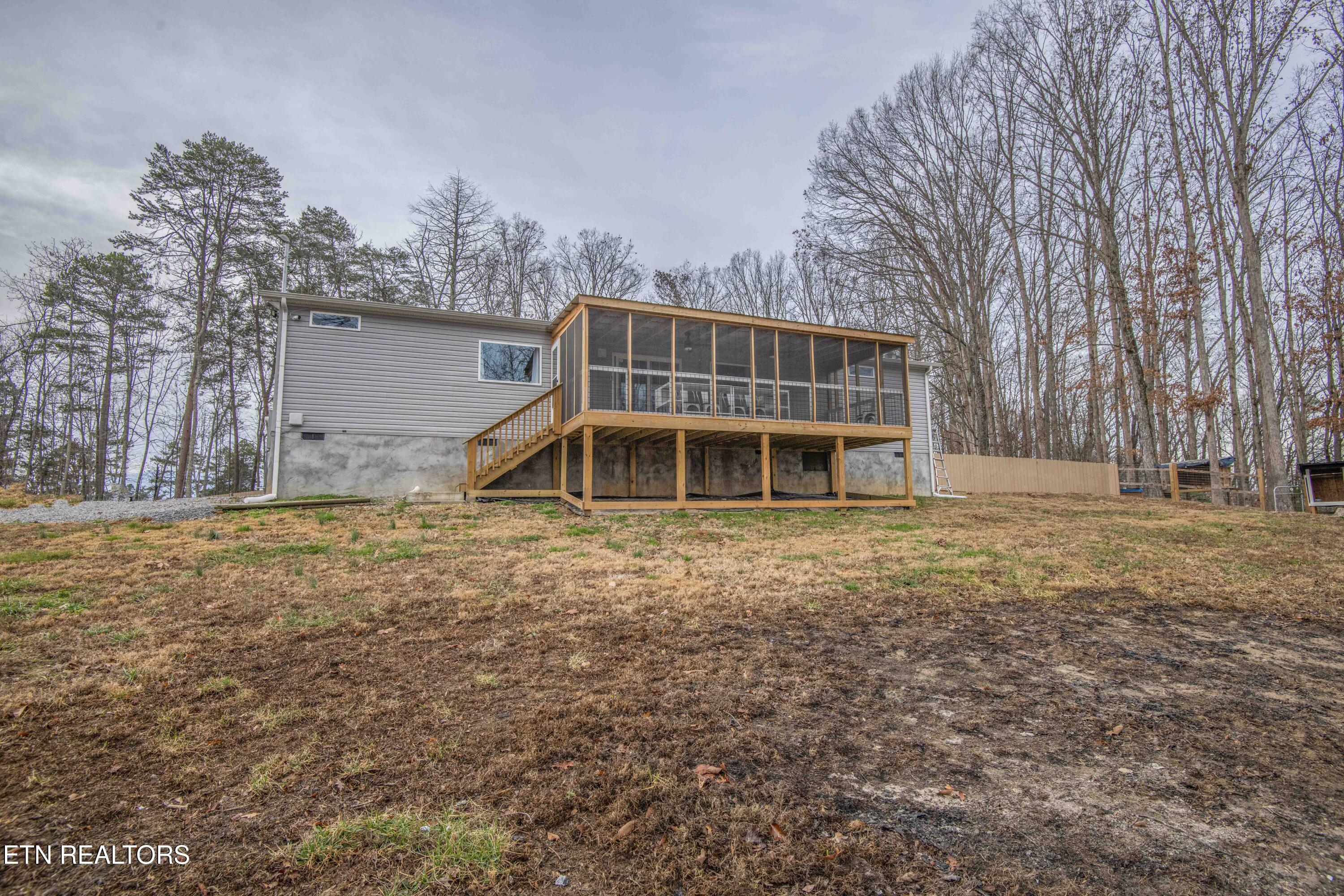 2744 Maplecrest Lane Sevierville TN 37876