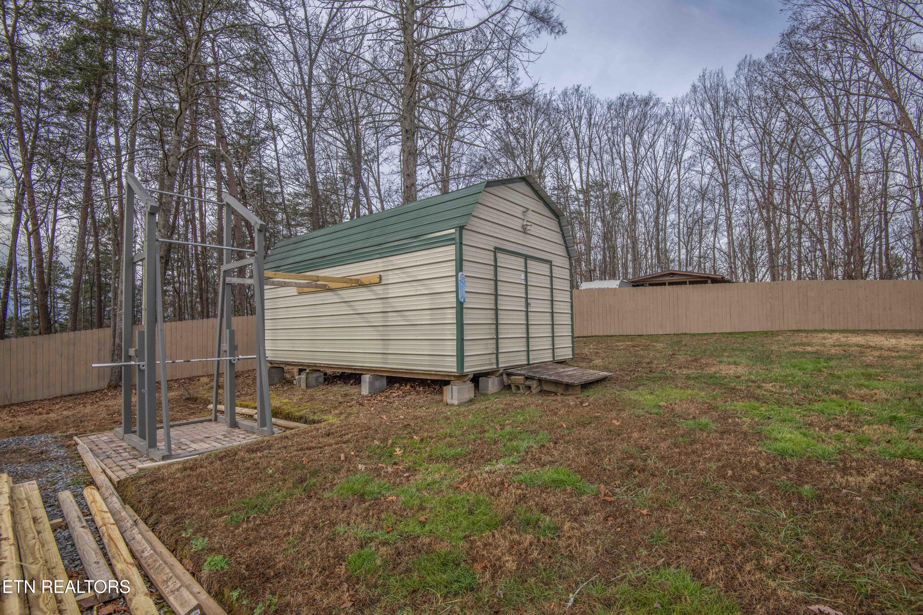2744 Maplecrest Lane Sevierville TN 37876