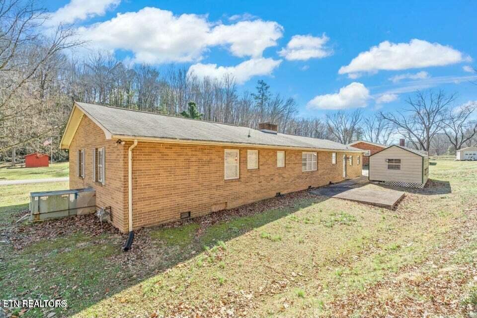 111 Mcnew Drive Harriman TN 37748