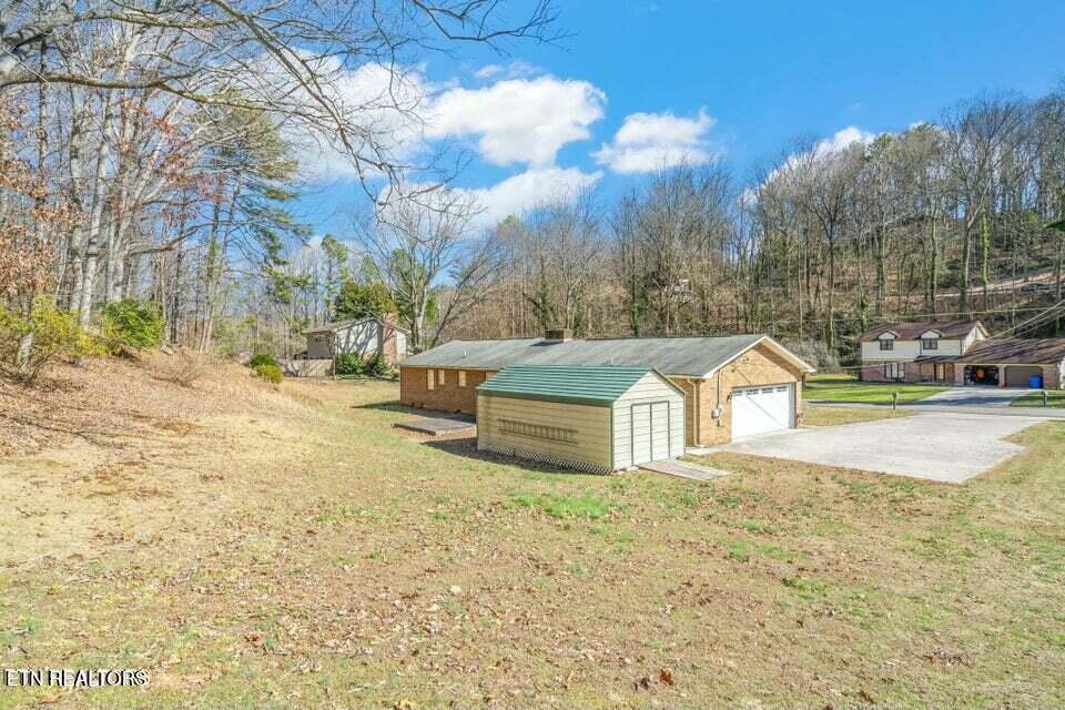 111 Mcnew Drive Harriman TN 37748