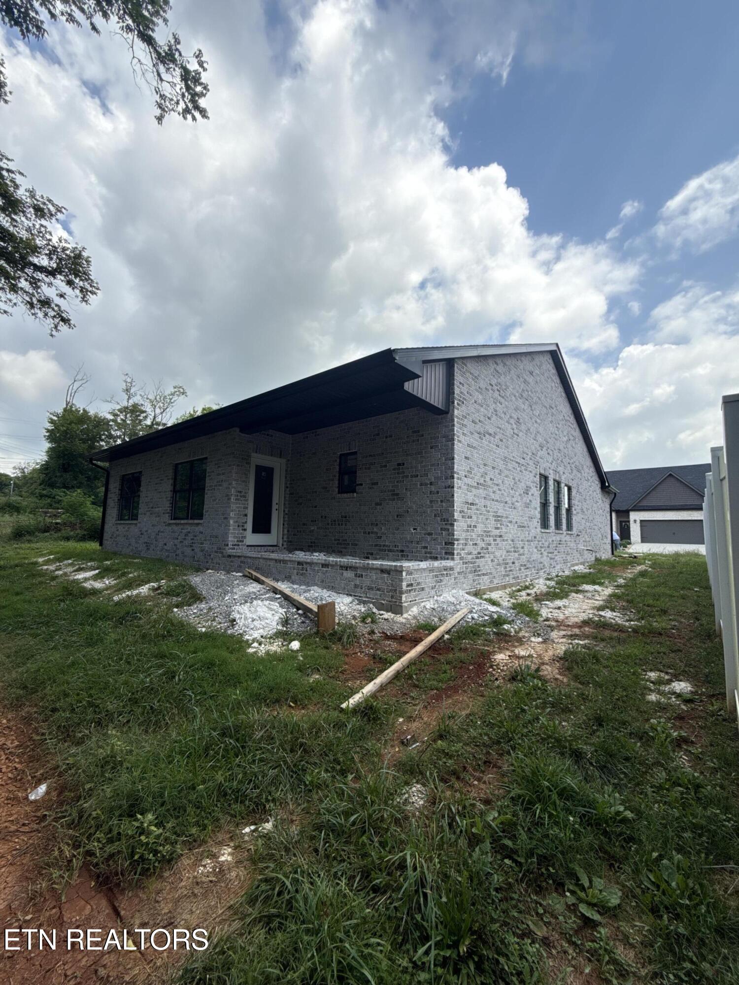 187 Van Gilder Way Seymour TN 37865