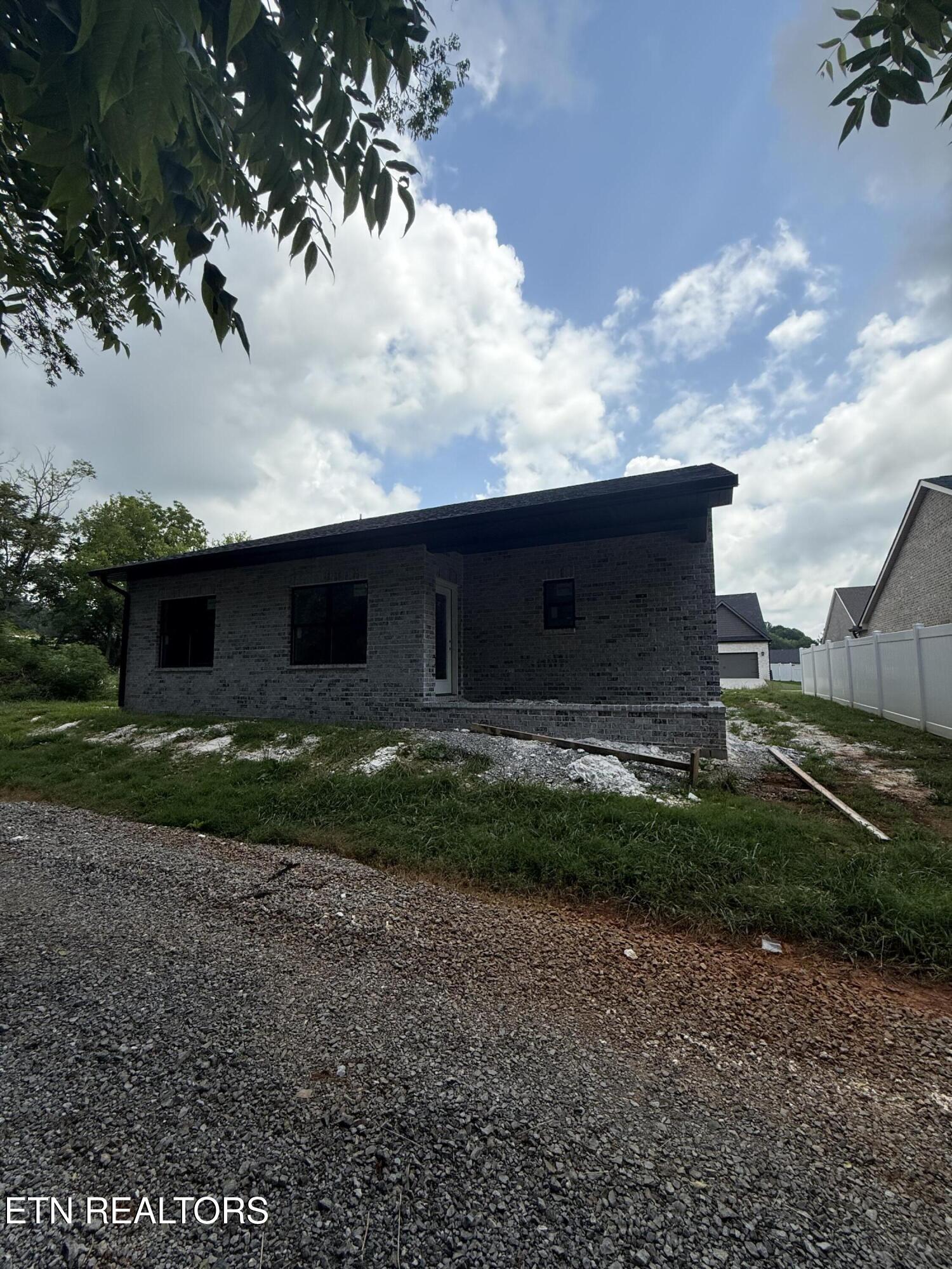 187 Van Gilder Way Seymour TN 37865