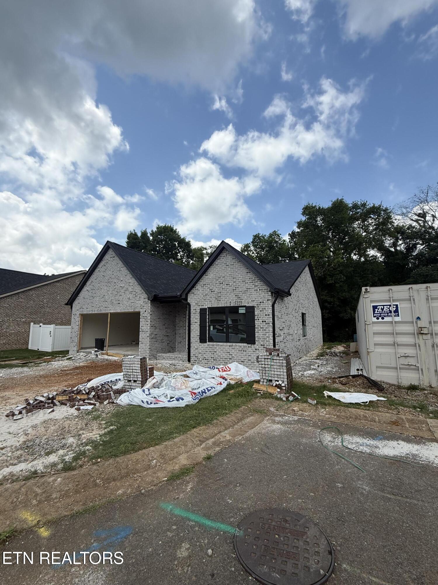 187 Van Gilder Way Seymour TN 37865