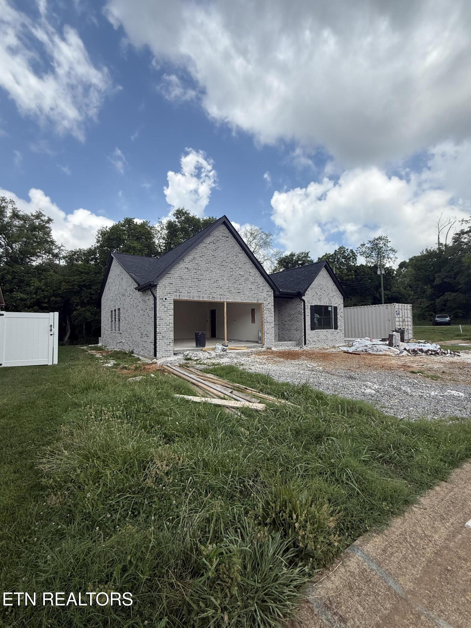 187 Van Gilder Way Seymour TN 37865