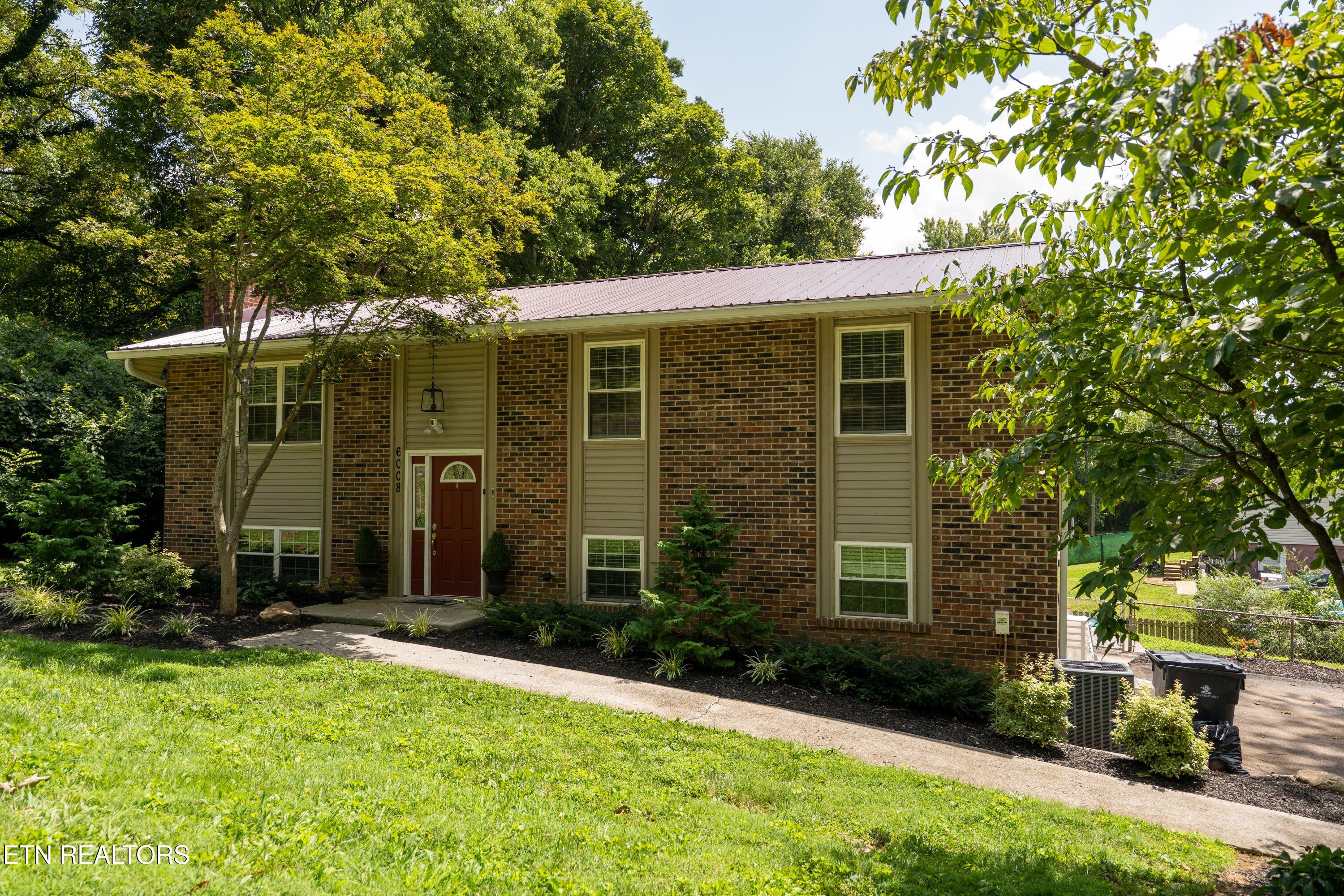 6008 Ridgewood Road Knoxville TN 37918