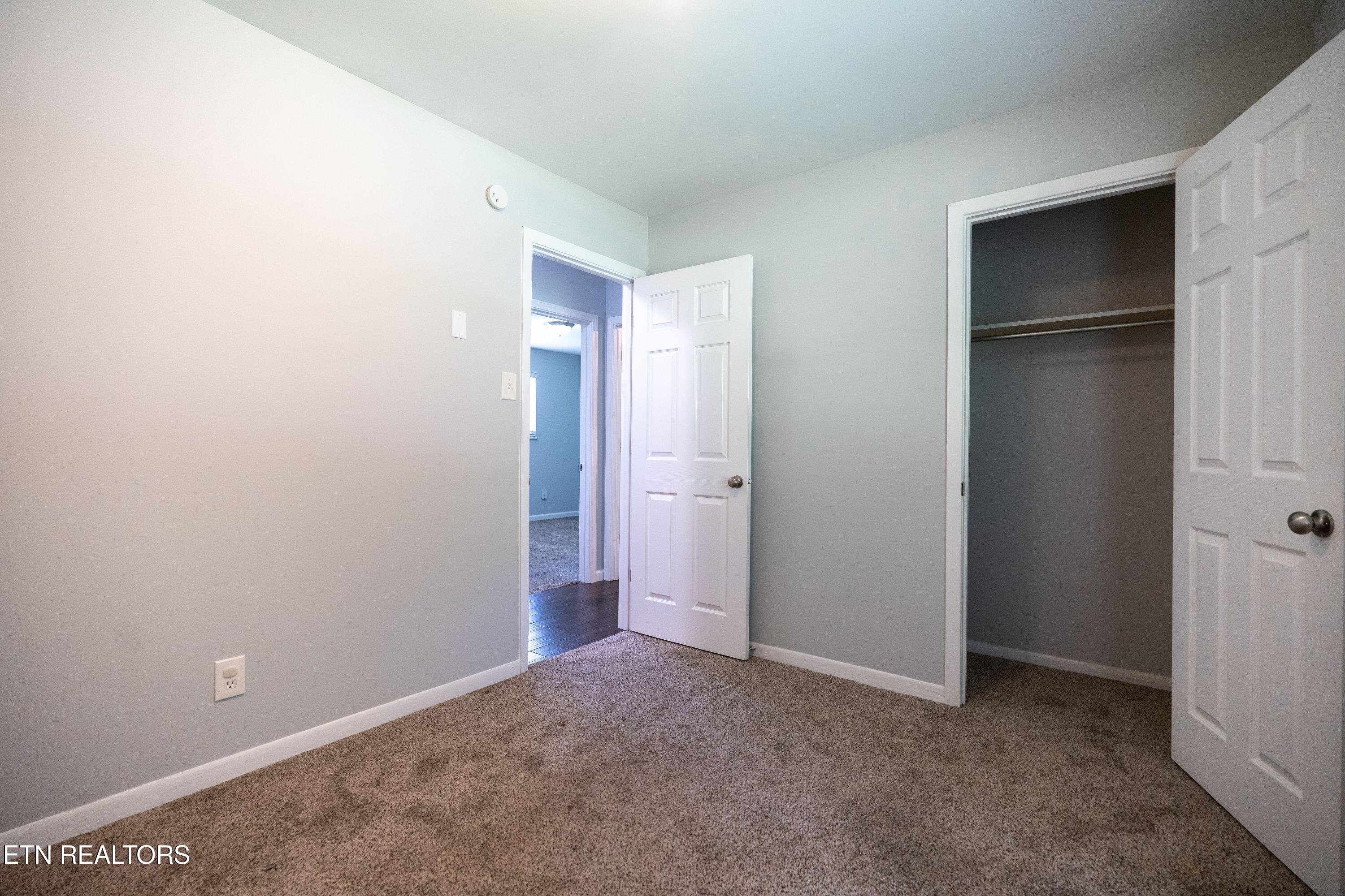 6008 Ridgewood Road Knoxville TN 37918