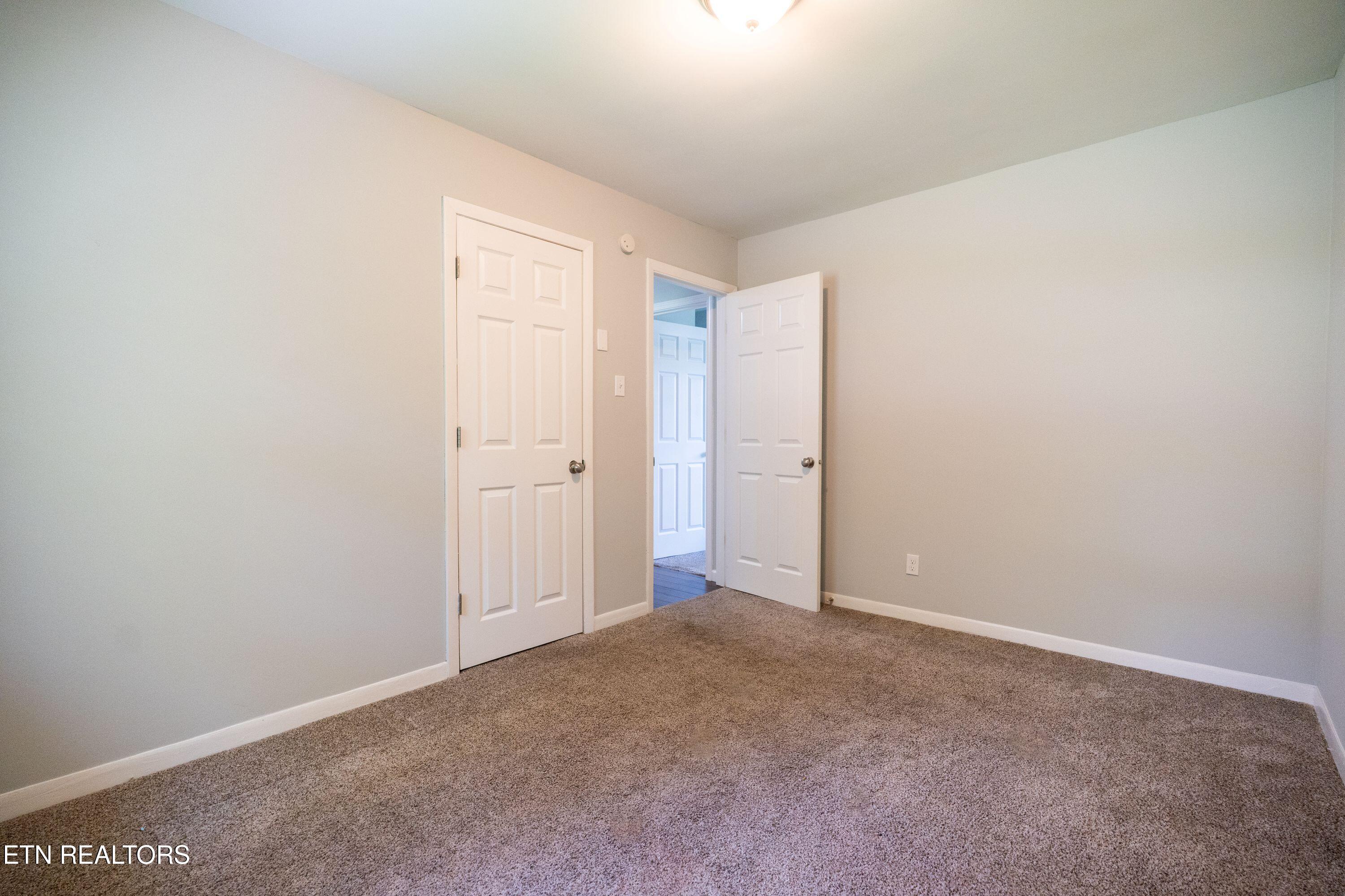6008 Ridgewood Road Knoxville TN 37918