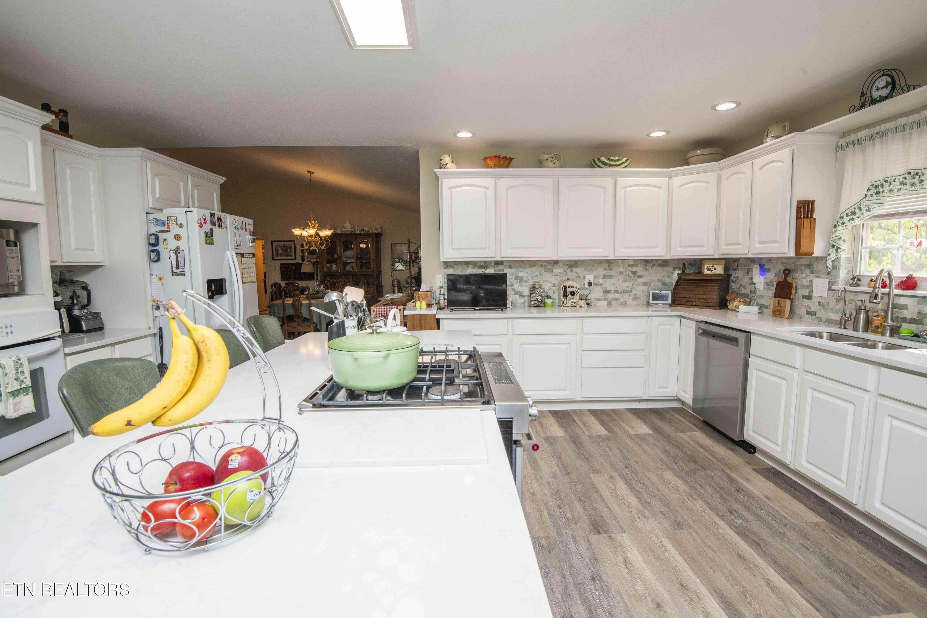 1217 Topside Road Louisville TN 37777