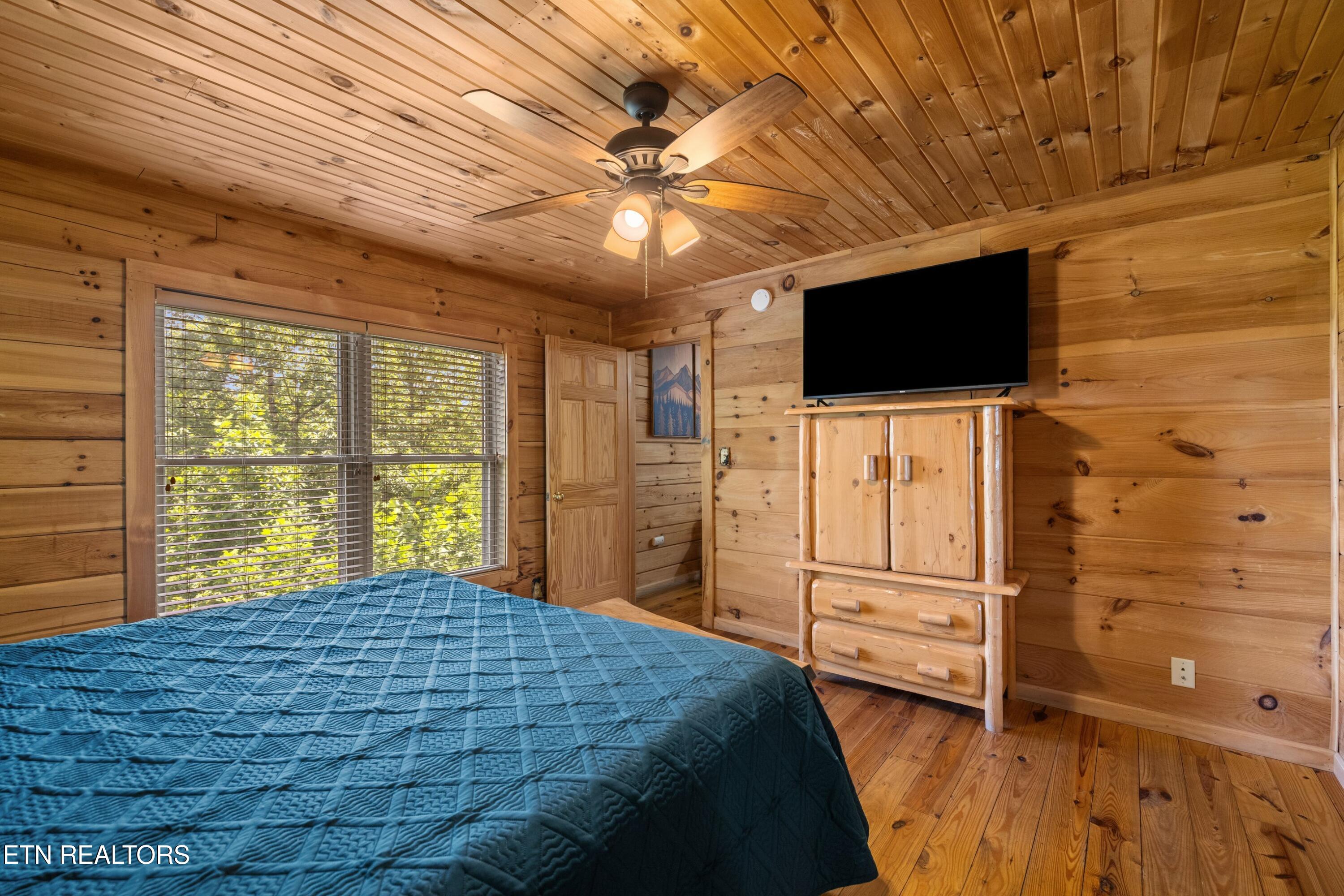 4160 Chamberlain Lane Sevierville TN 37862