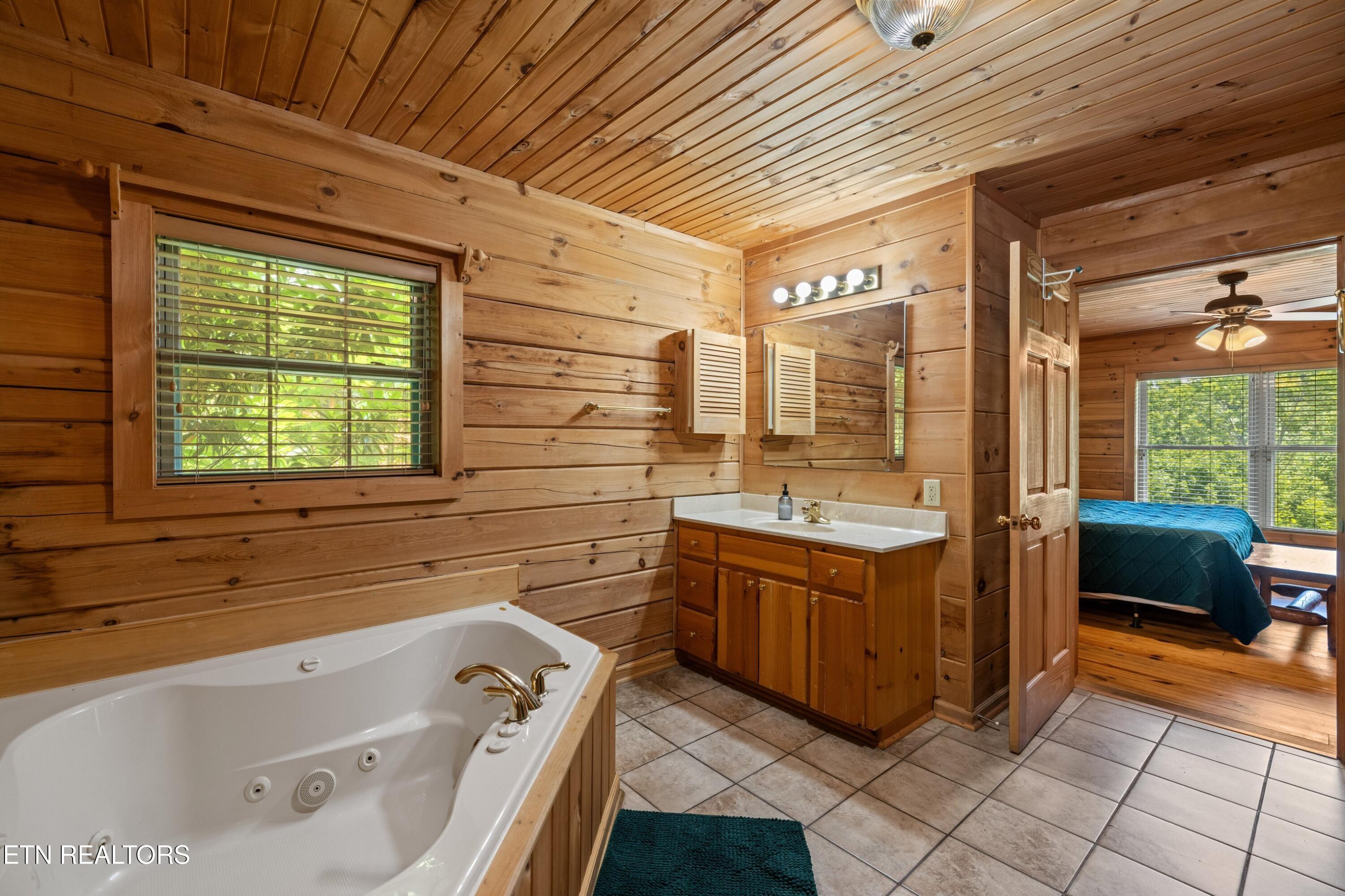 4160 Chamberlain Lane Sevierville TN 37862