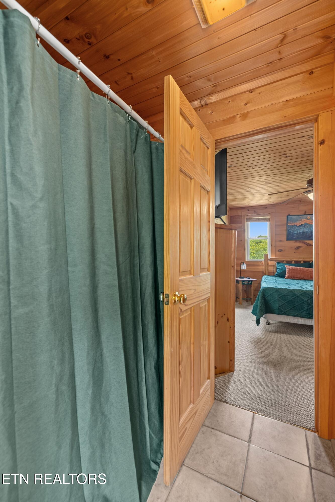 4160 Chamberlain Lane Sevierville TN 37862