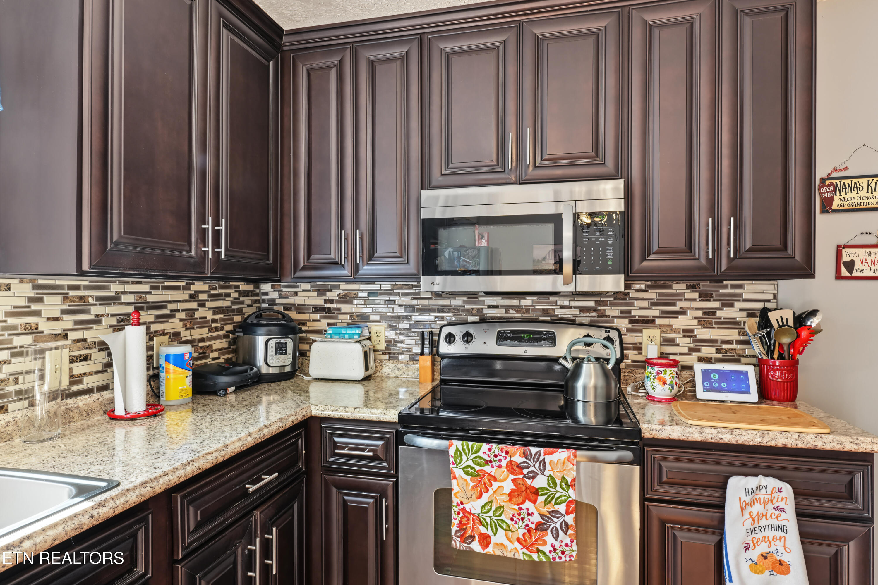 135 Denise Drive Speedwell TN 37870