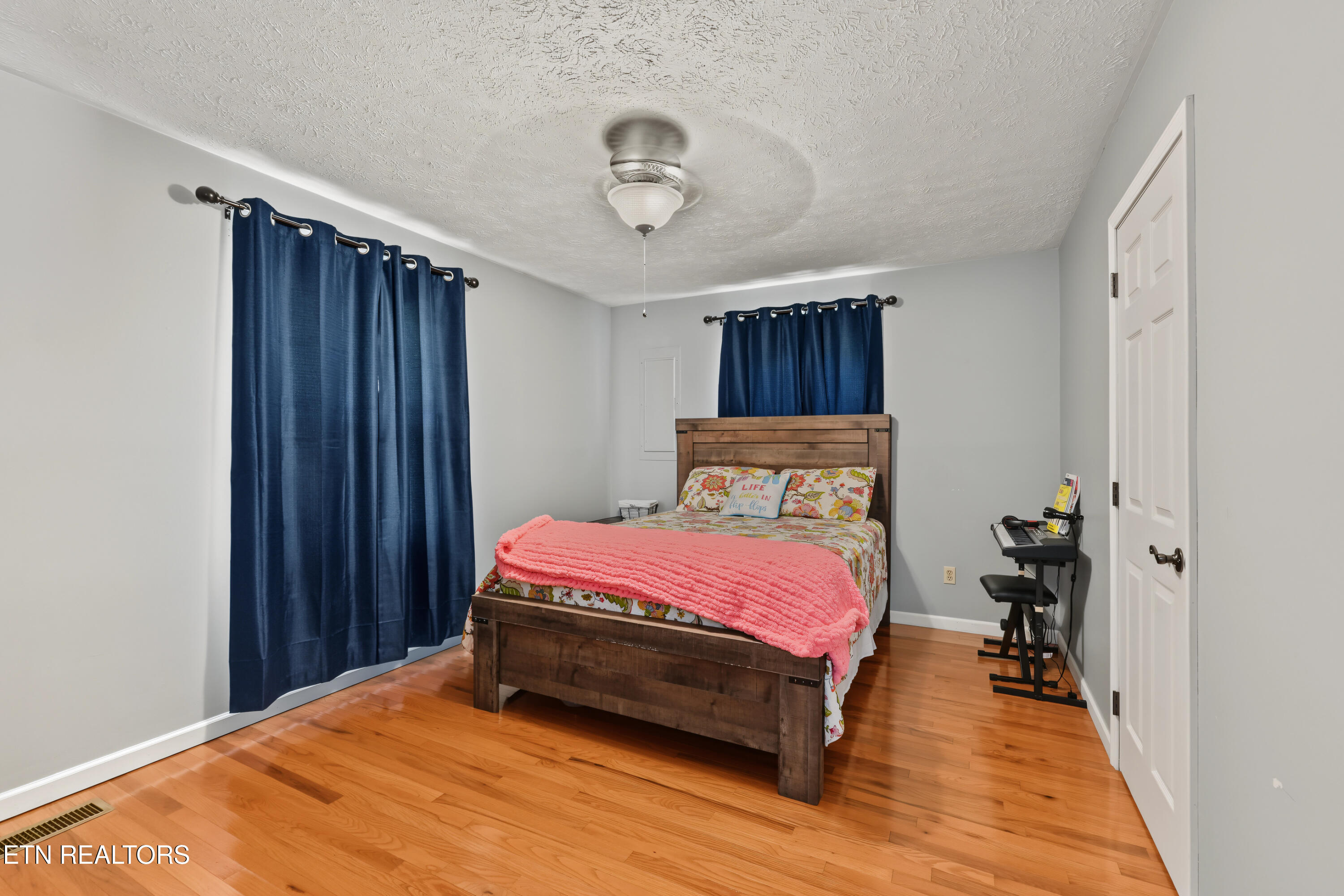 135 Denise Drive Speedwell TN 37870