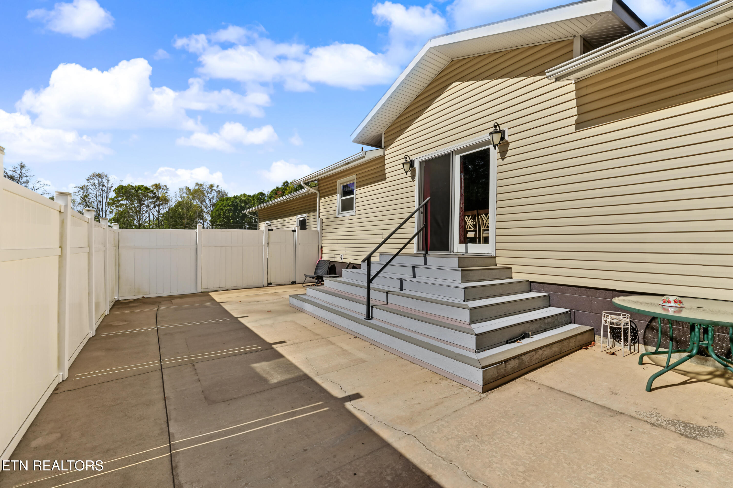 135 Denise Drive Speedwell TN 37870